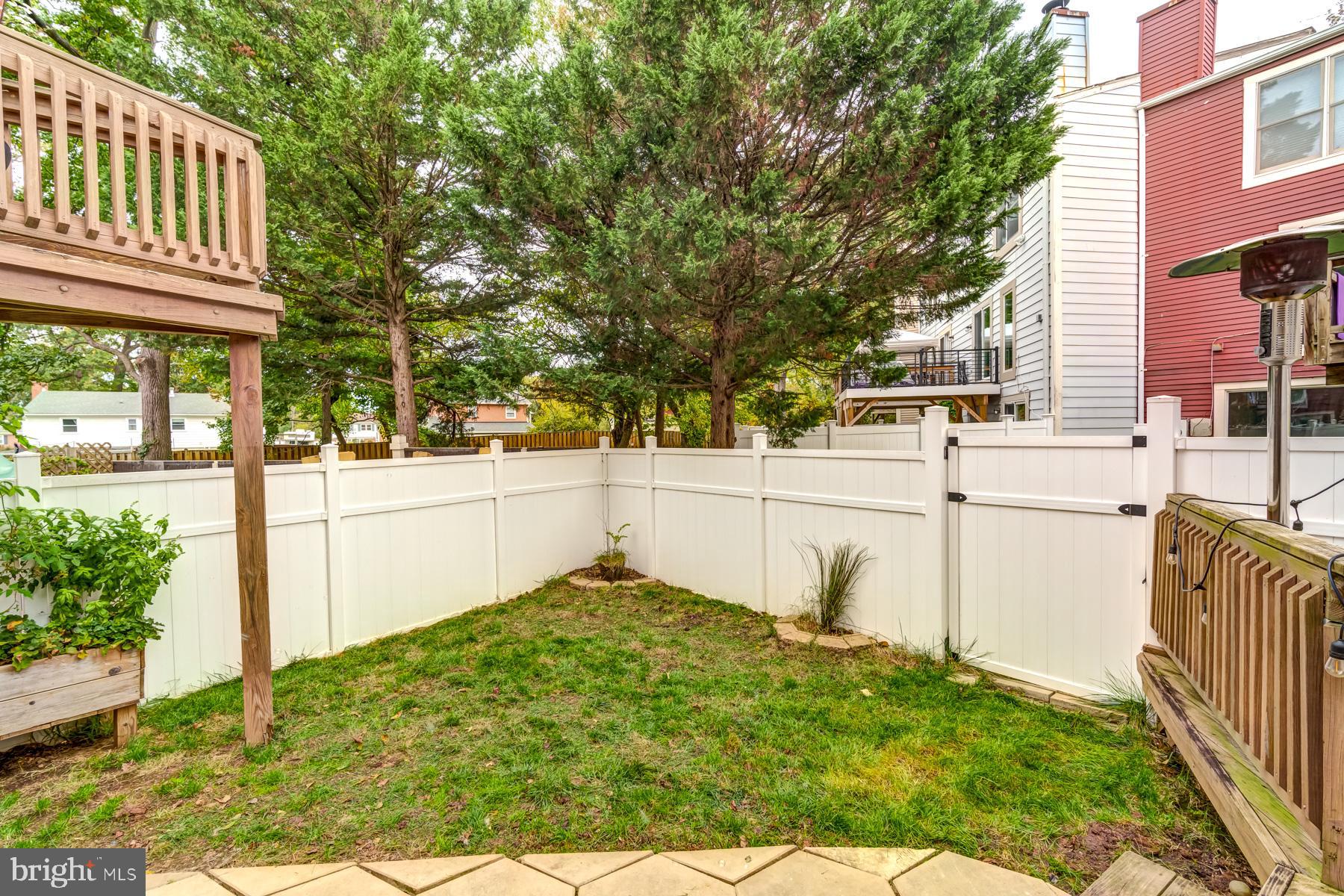 VALLEIGH - Residential Lease