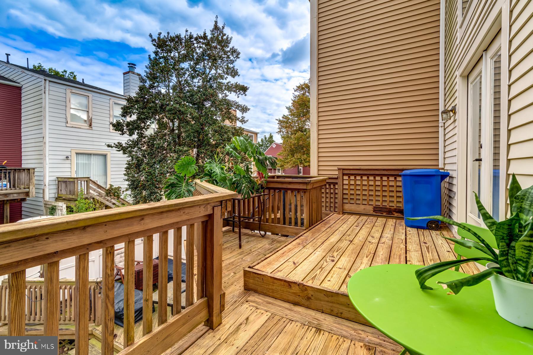 VALLEIGH - Residential Lease