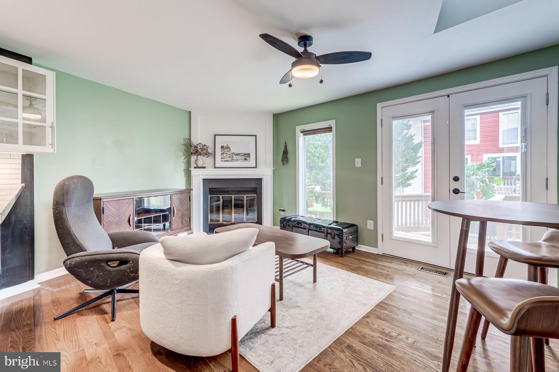 VALLEIGH - Residential Lease