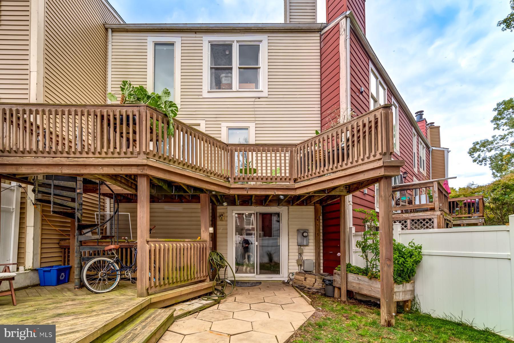 VALLEIGH - Residential Lease