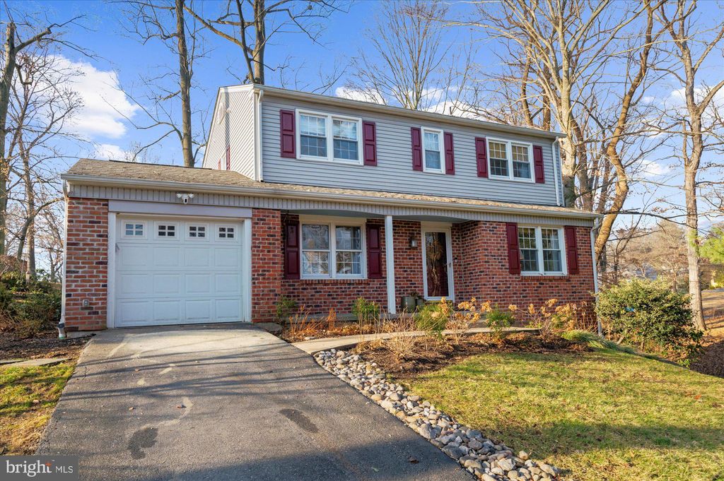 Photo of 604 Olde Farm Road, MEDIA, PA 19063 (MLS # PADE2106152)