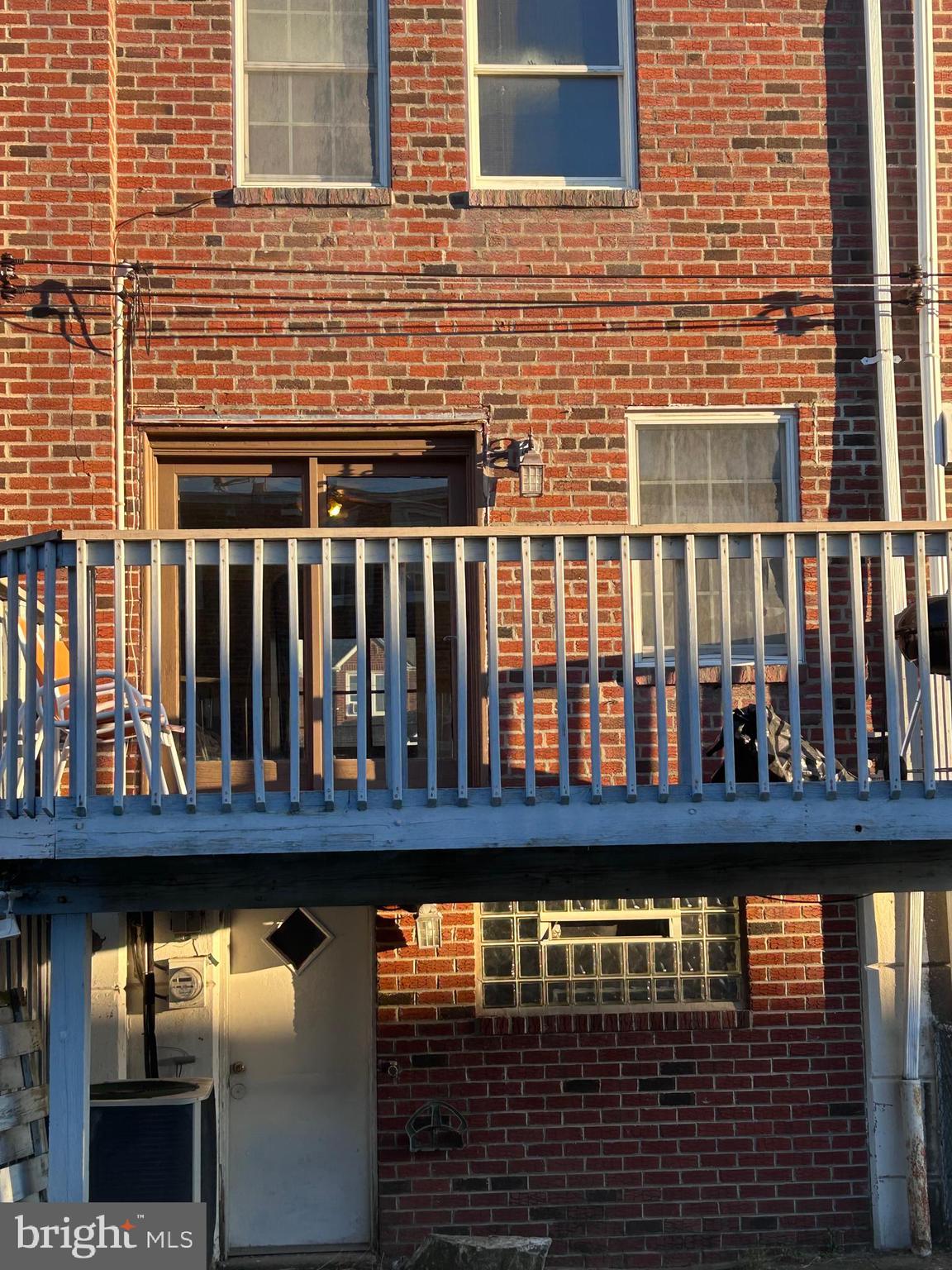 UPPER HOLMESBURG - Residential