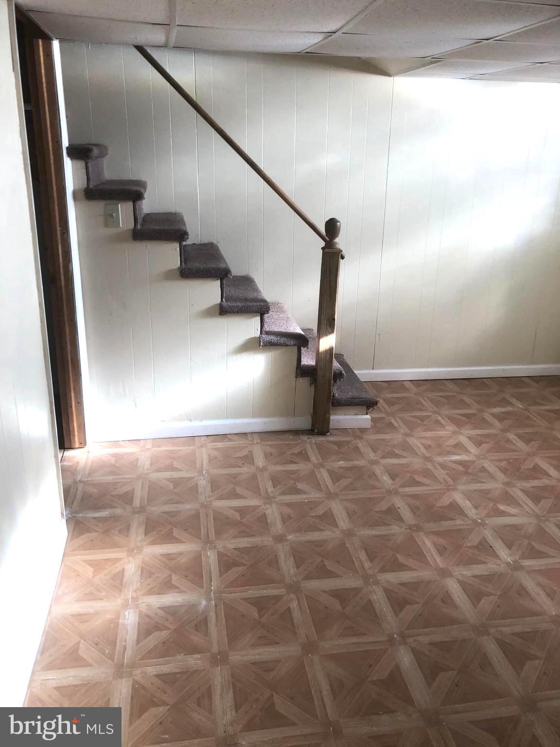 UPPER HOLMESBURG - Residential