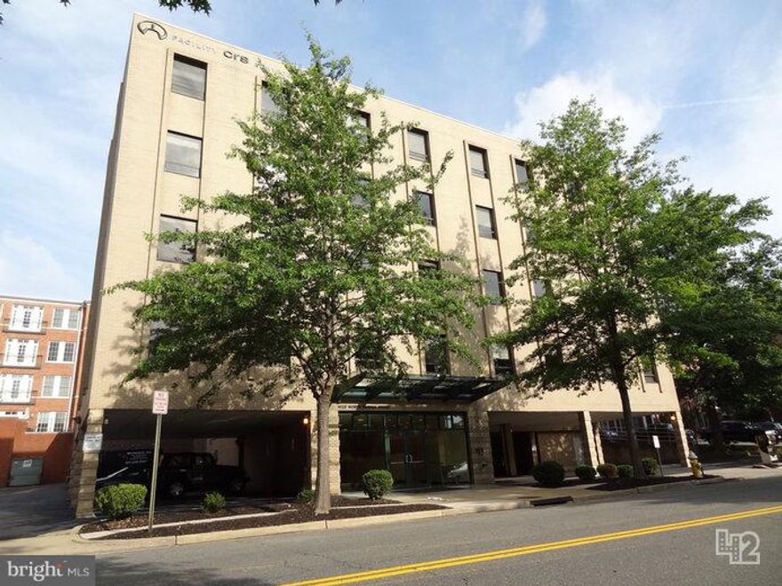 3610 SF available for lease. Entire floor available. Conference room,  light-filled private offices, large kitchen/break room, as well as flexible collaborative spaces. Building offers ample parking, updated lobby, newer elevator cab, 24/7 secure entry and more. Call Kaitlin to tour today!