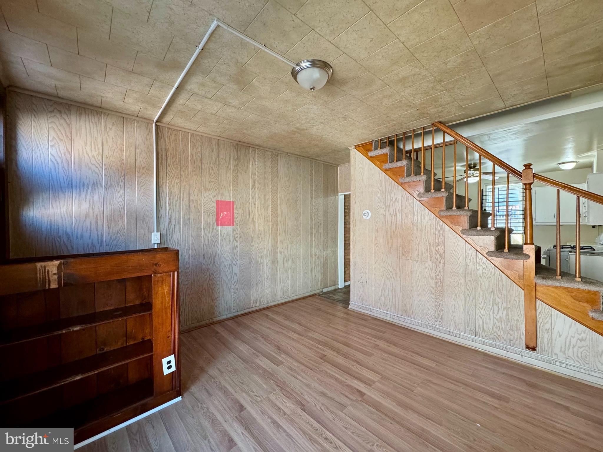 HIGHLAND - Residential Lease