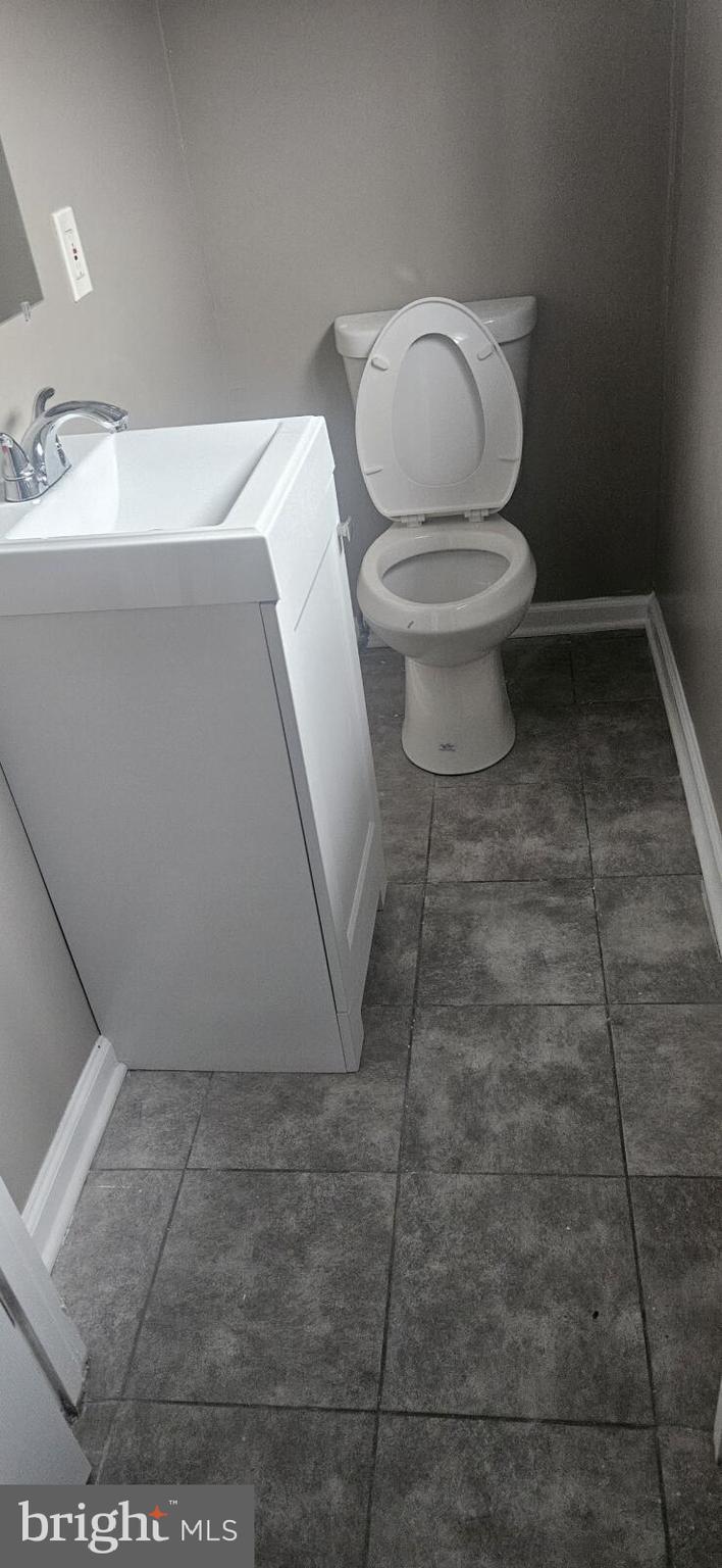 WASHINGTON VILLAGE - Residential Lease