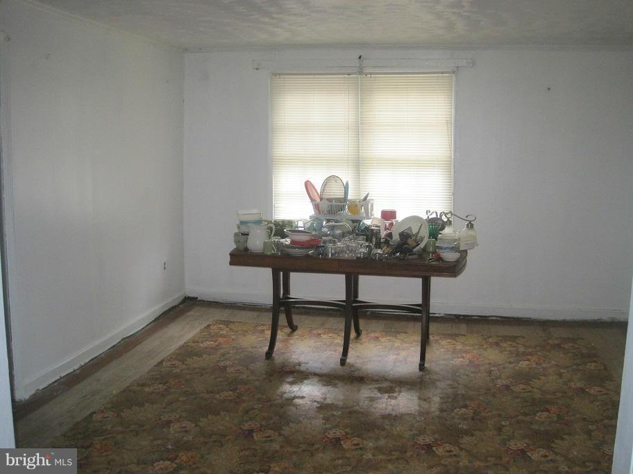 CEDAR MANOR - Residential