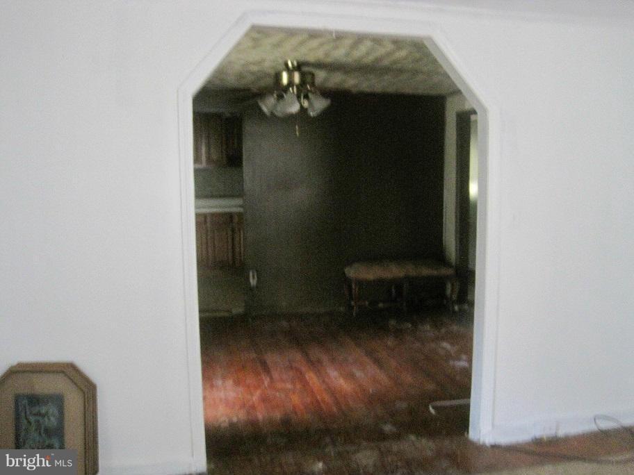 CEDAR MANOR - Residential