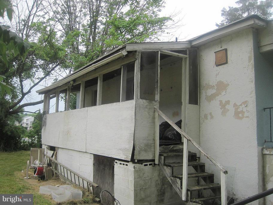 CEDAR MANOR - Residential