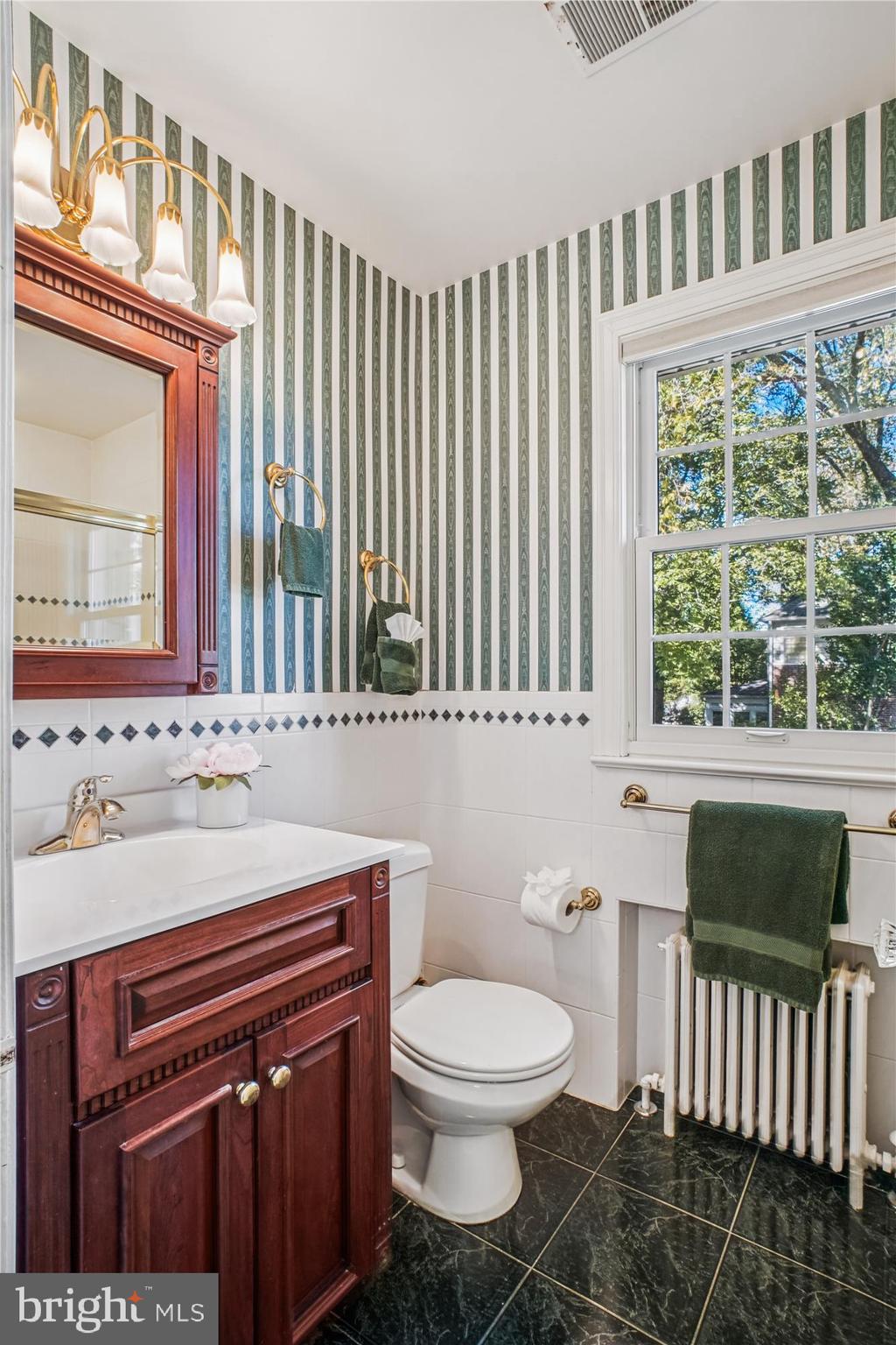 BRADLEY HILLS - Residential