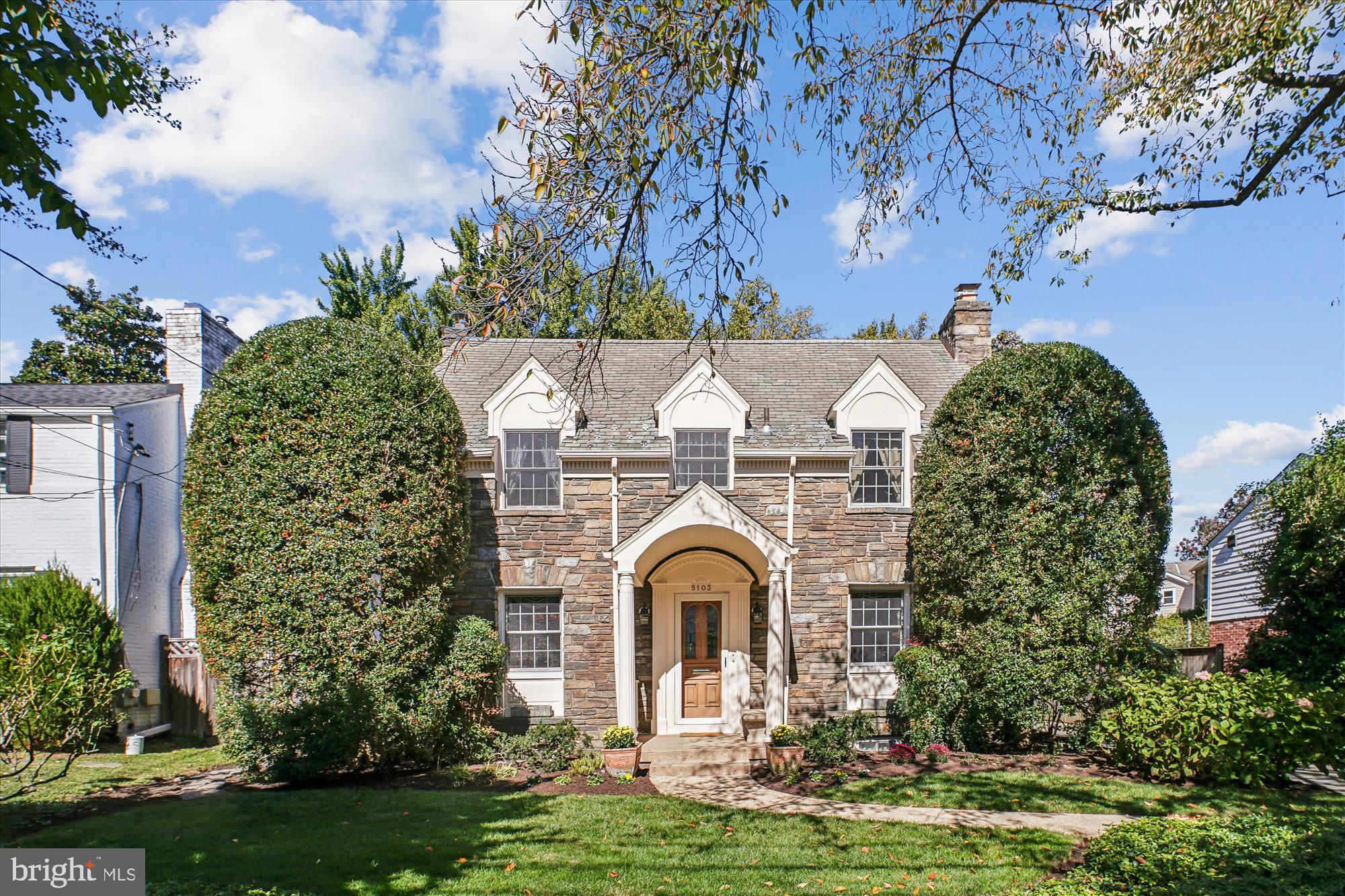 BRADLEY HILLS - Residential