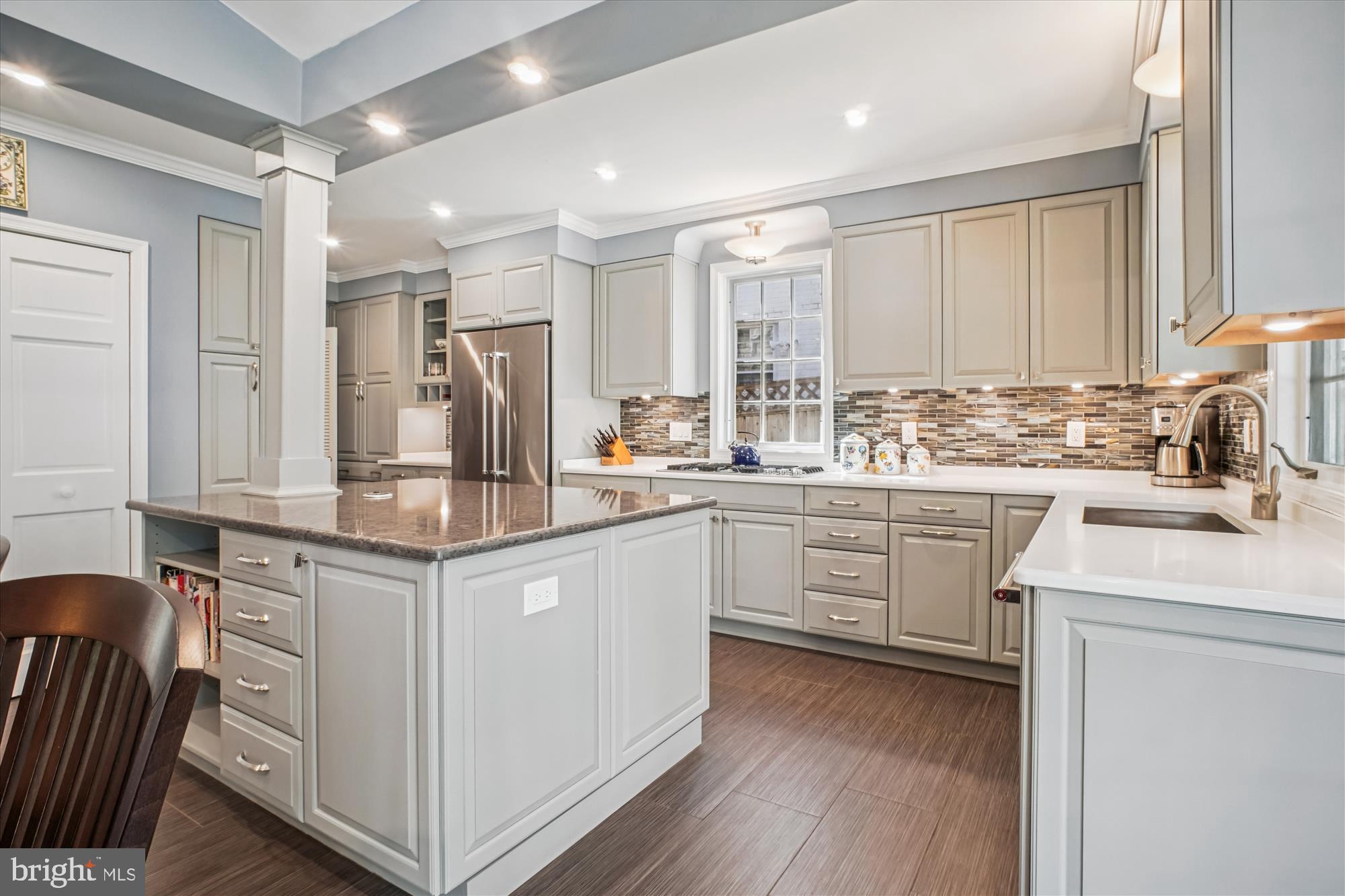 BRADLEY HILLS - Residential