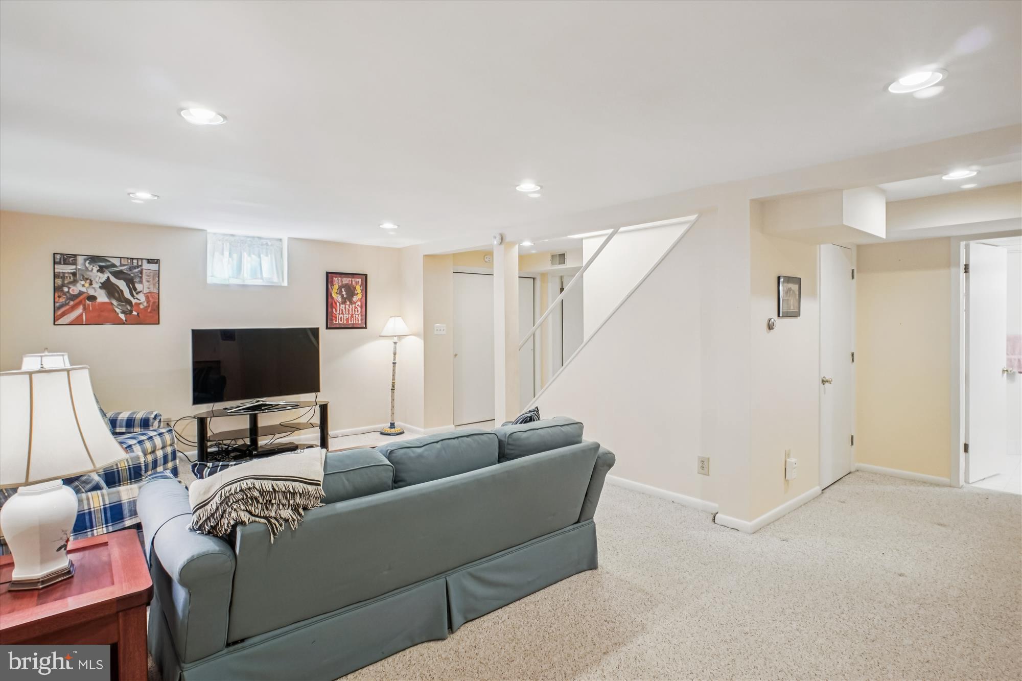 BRADLEY HILLS - Residential