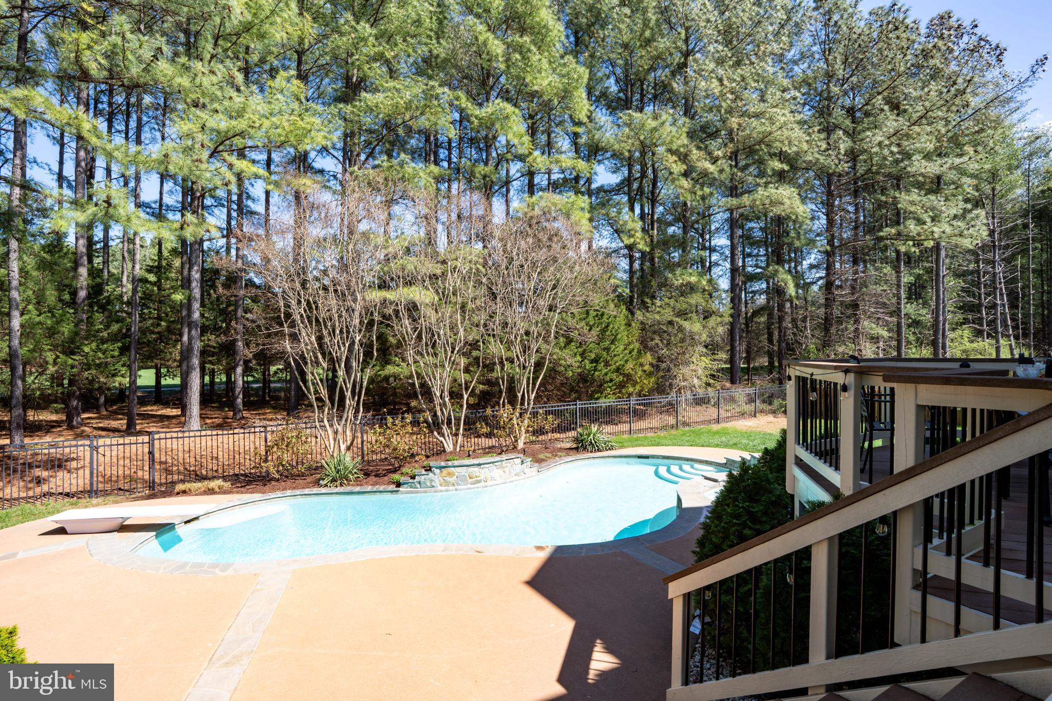 DOMINION VALLEY COUNTRY CLUB - Residential