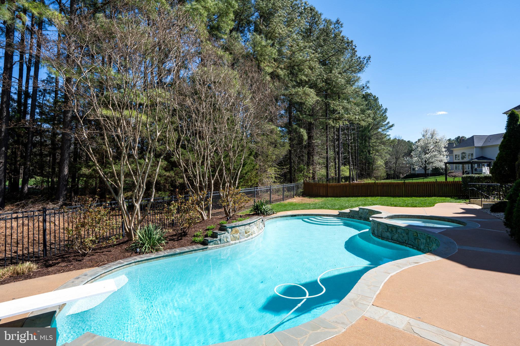 DOMINION VALLEY COUNTRY CLUB - Residential