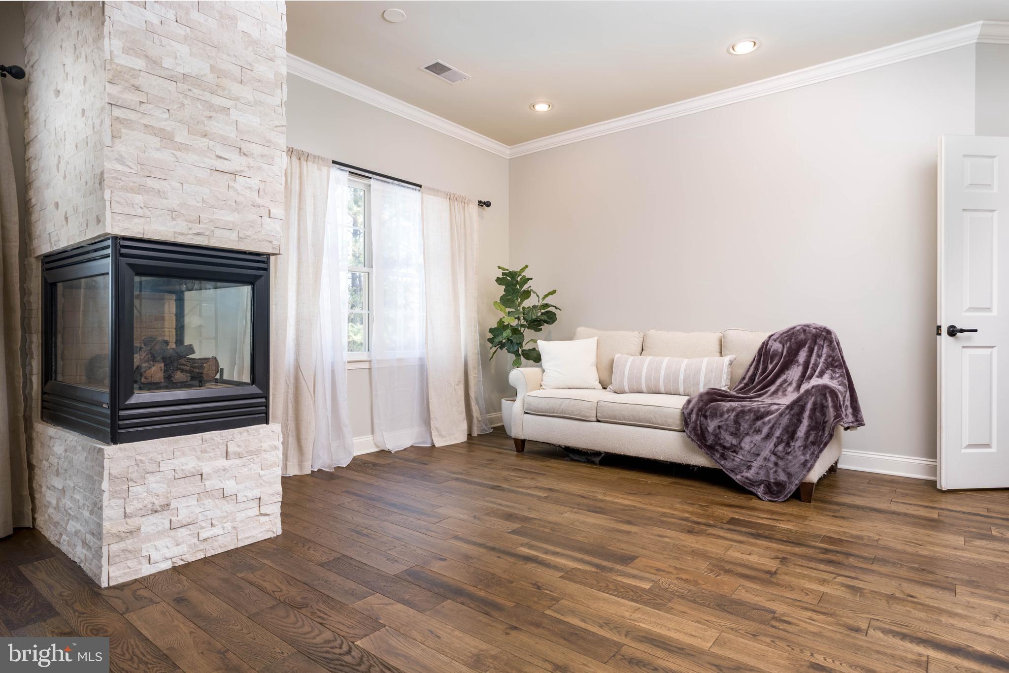 DOMINION VALLEY COUNTRY CLUB - Residential