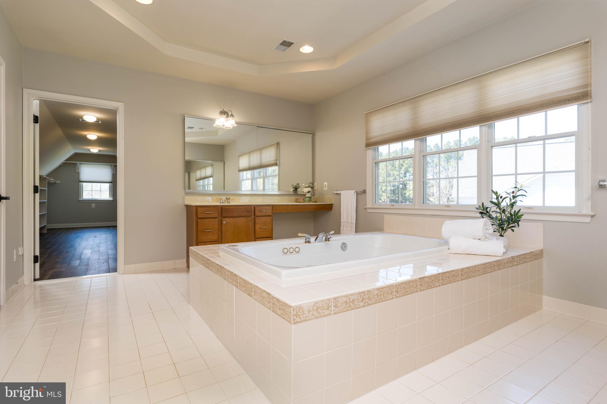 DOMINION VALLEY COUNTRY CLUB - Residential