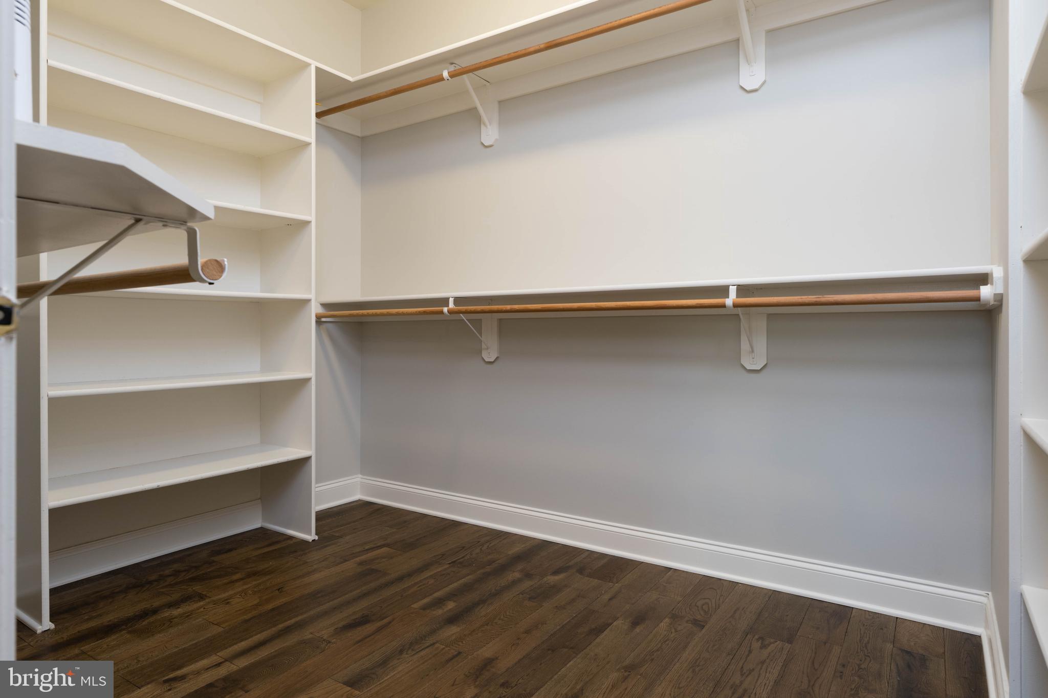 DOMINION VALLEY COUNTRY CLUB - Residential