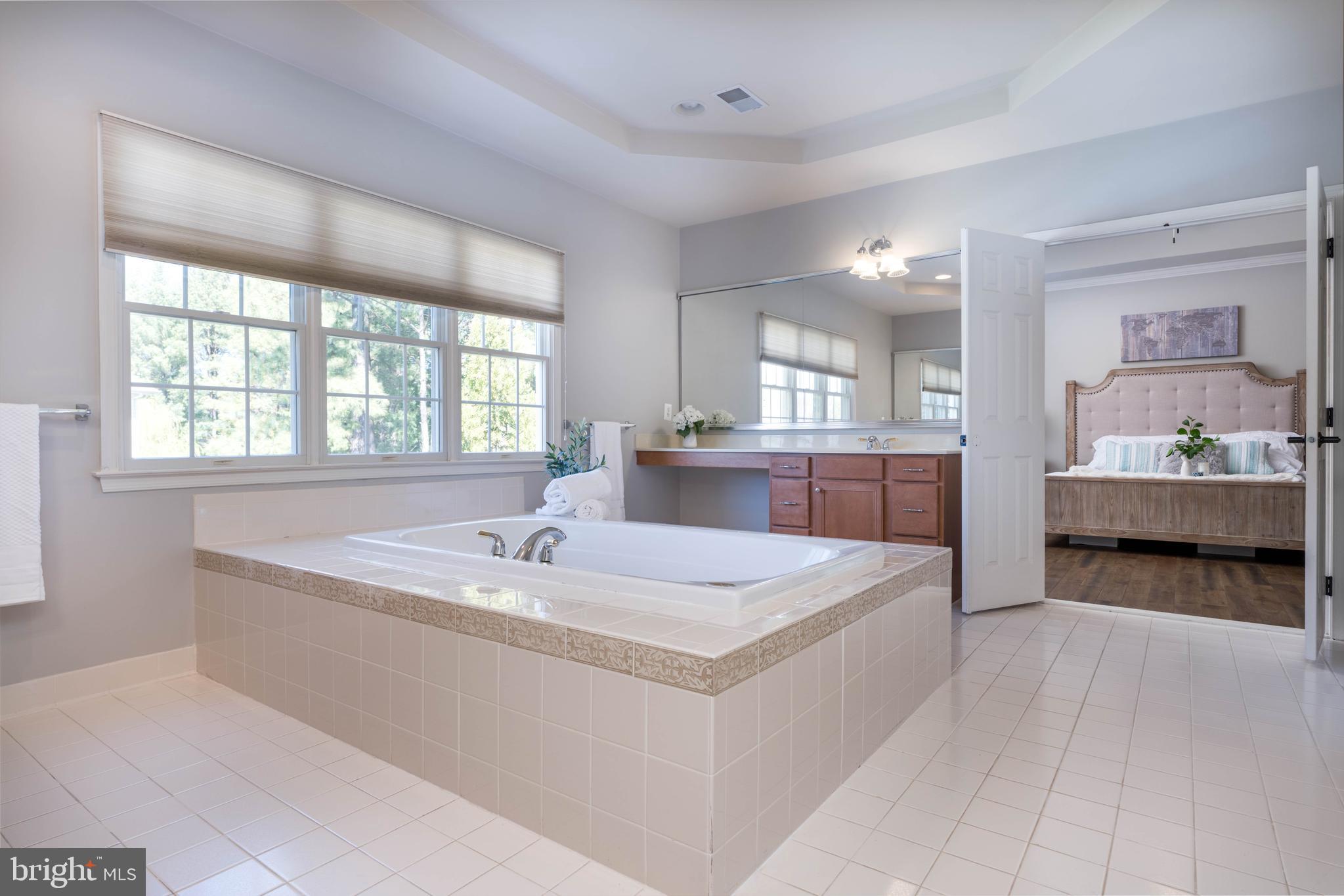 DOMINION VALLEY COUNTRY CLUB - Residential