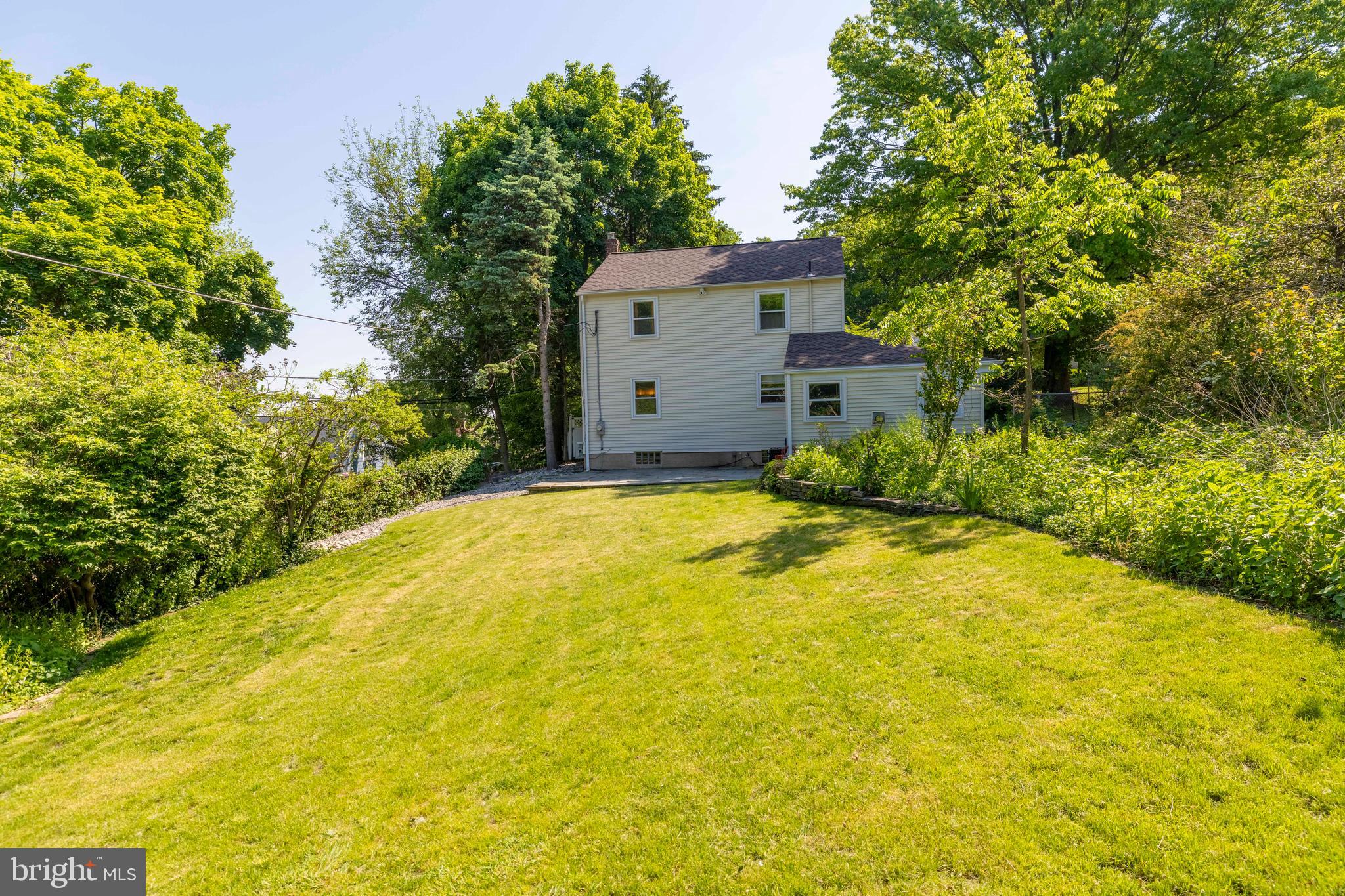 ROSLYN - Residential