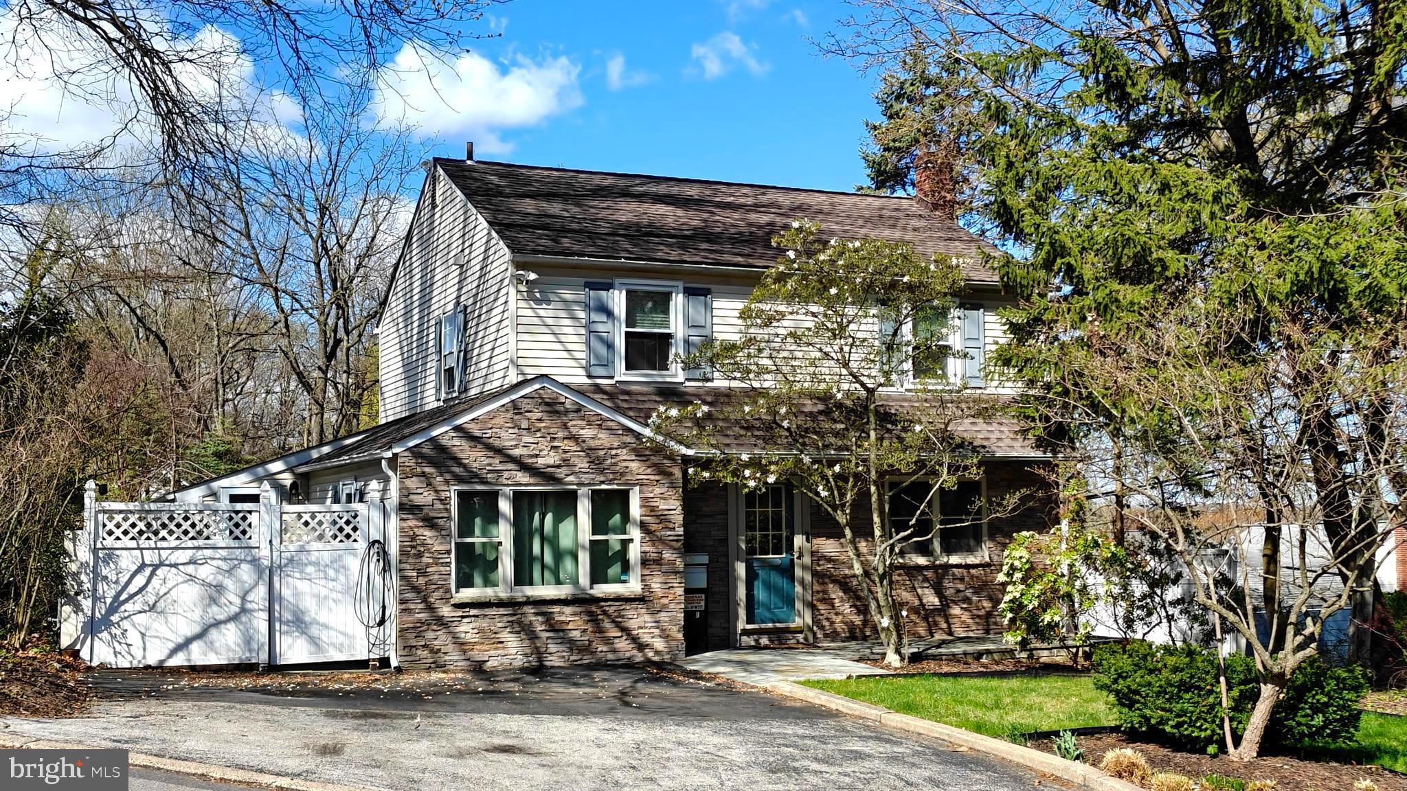 ROSLYN - Residential