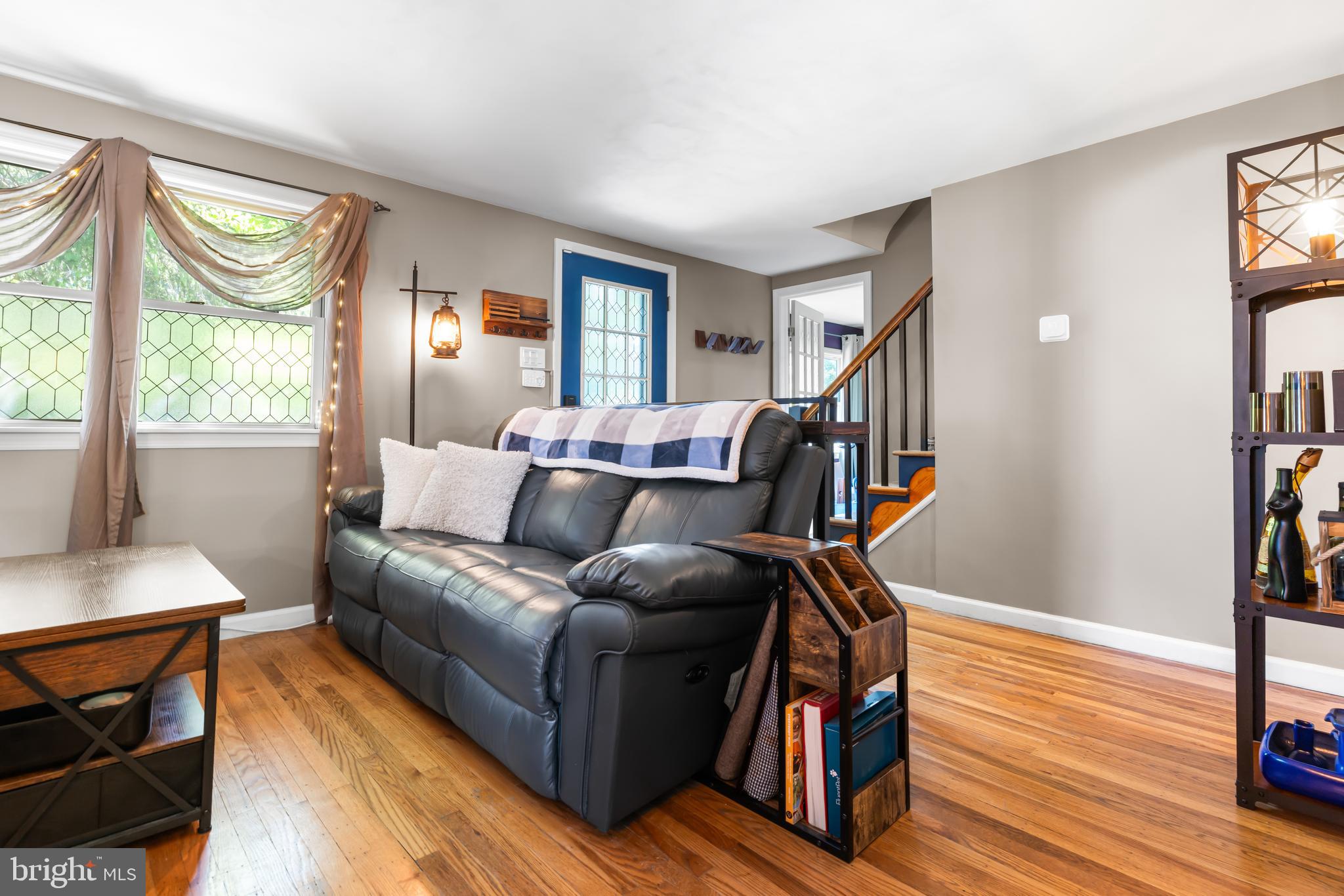 ROSLYN - Residential