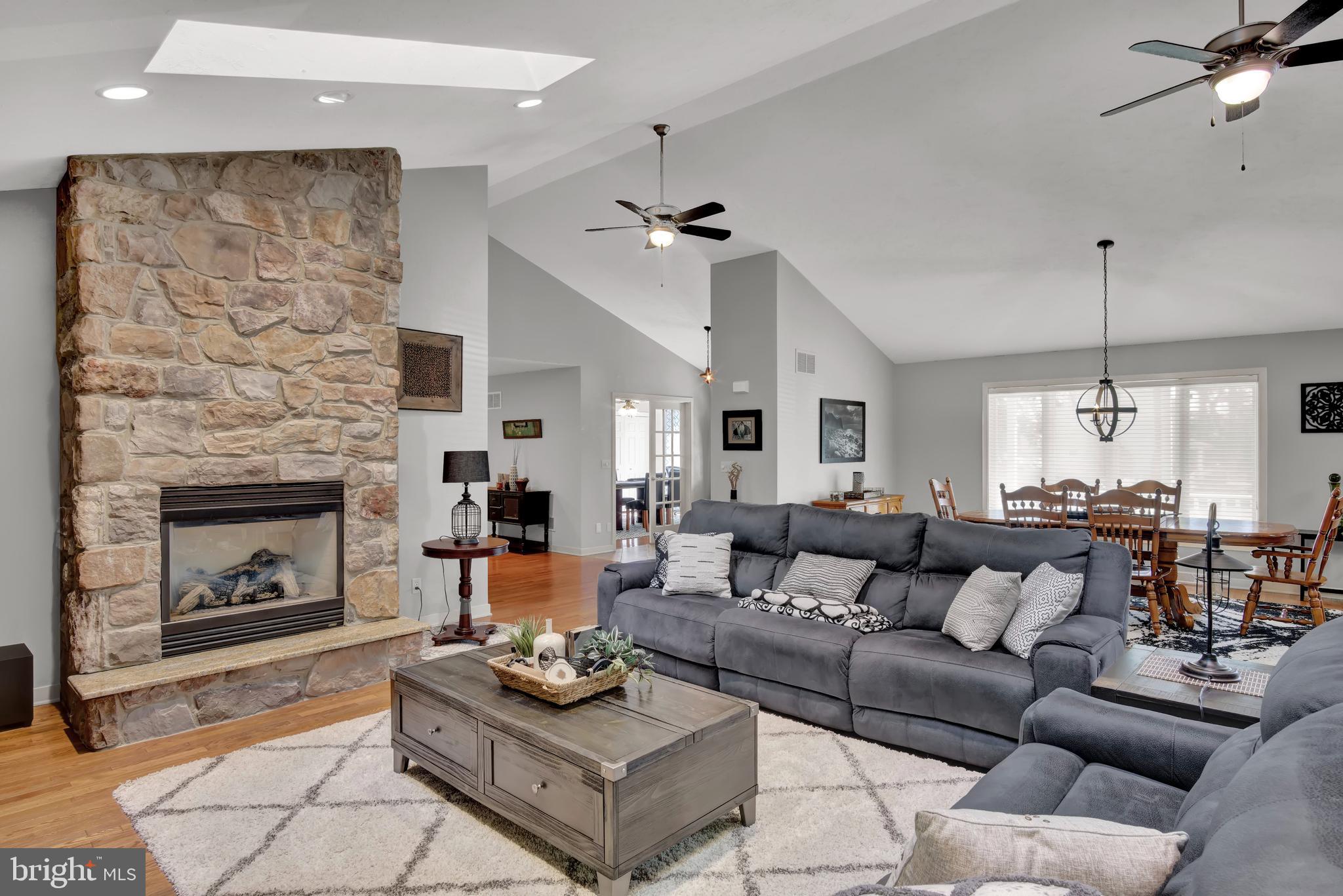 WINDSOR TWP - Residential