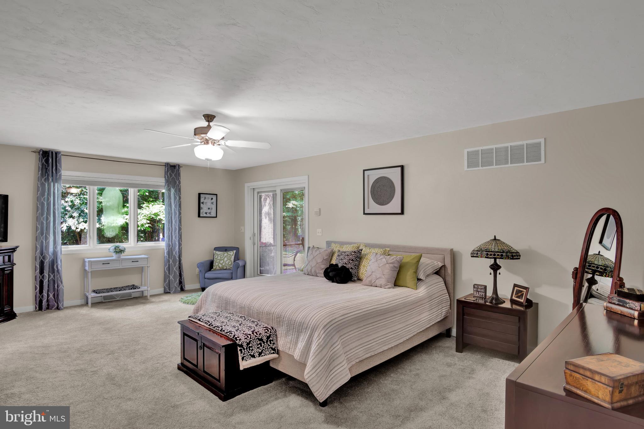 WINDSOR TWP - Residential