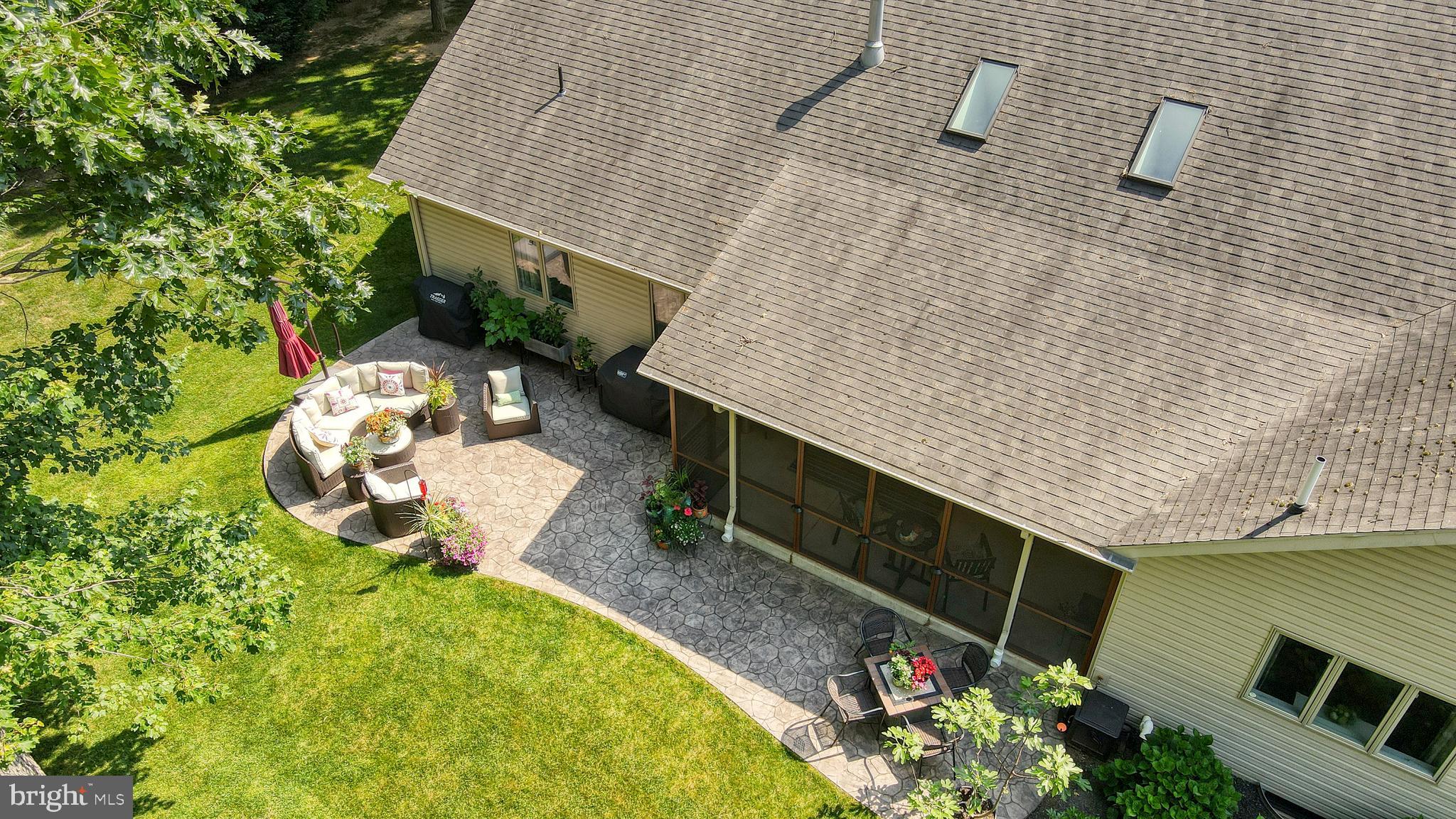WINDSOR TWP - Residential