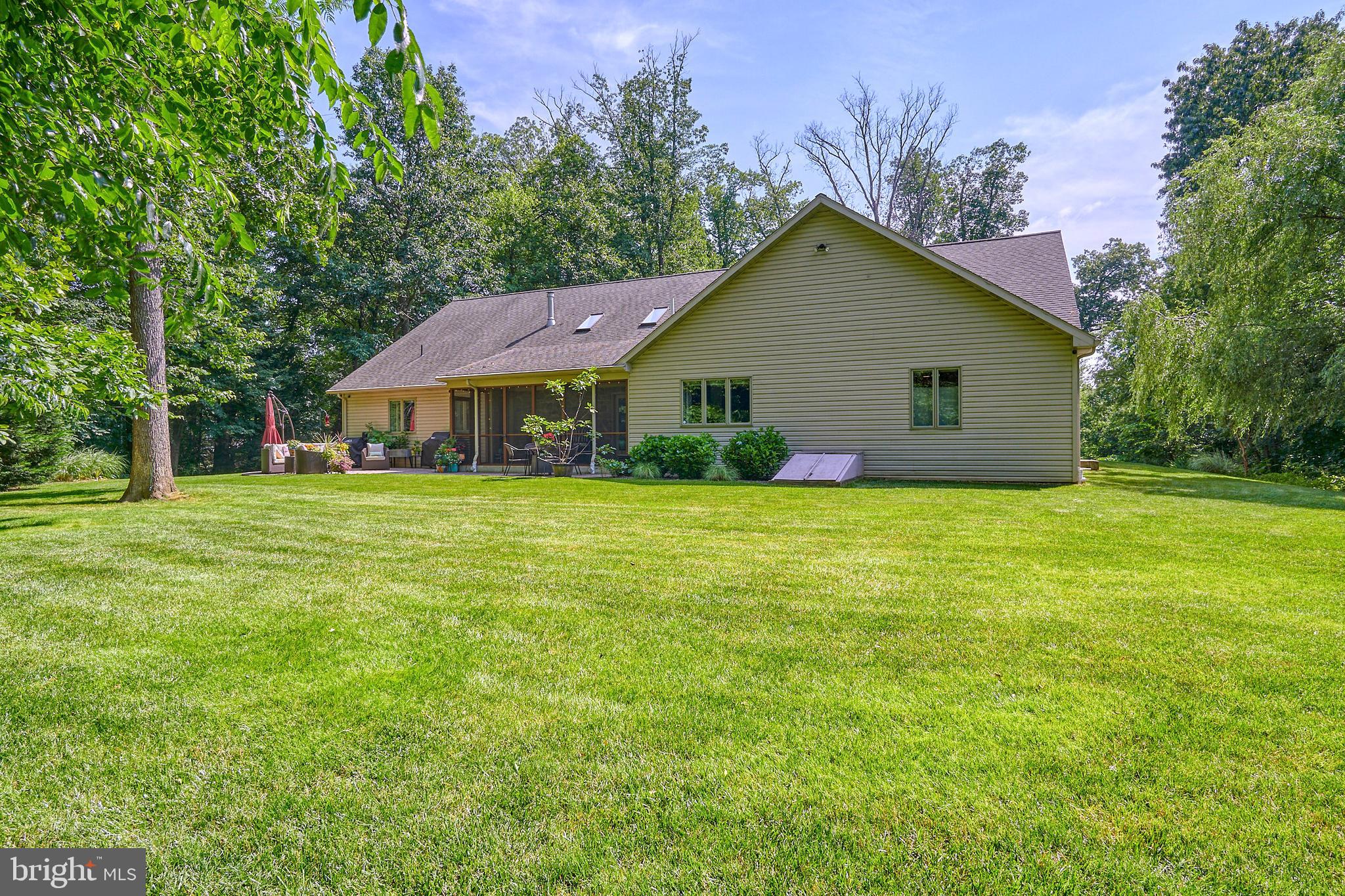 WINDSOR TWP - Residential