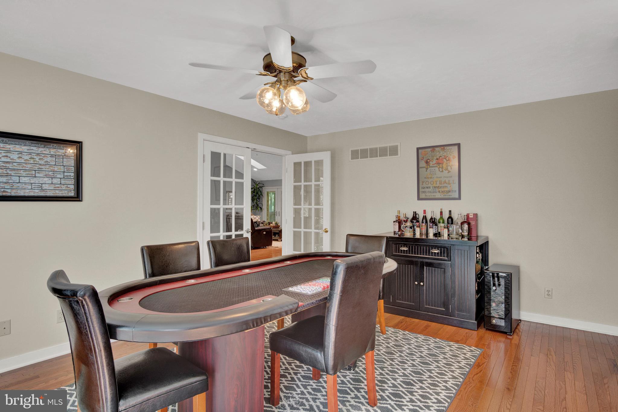 WINDSOR TWP - Residential