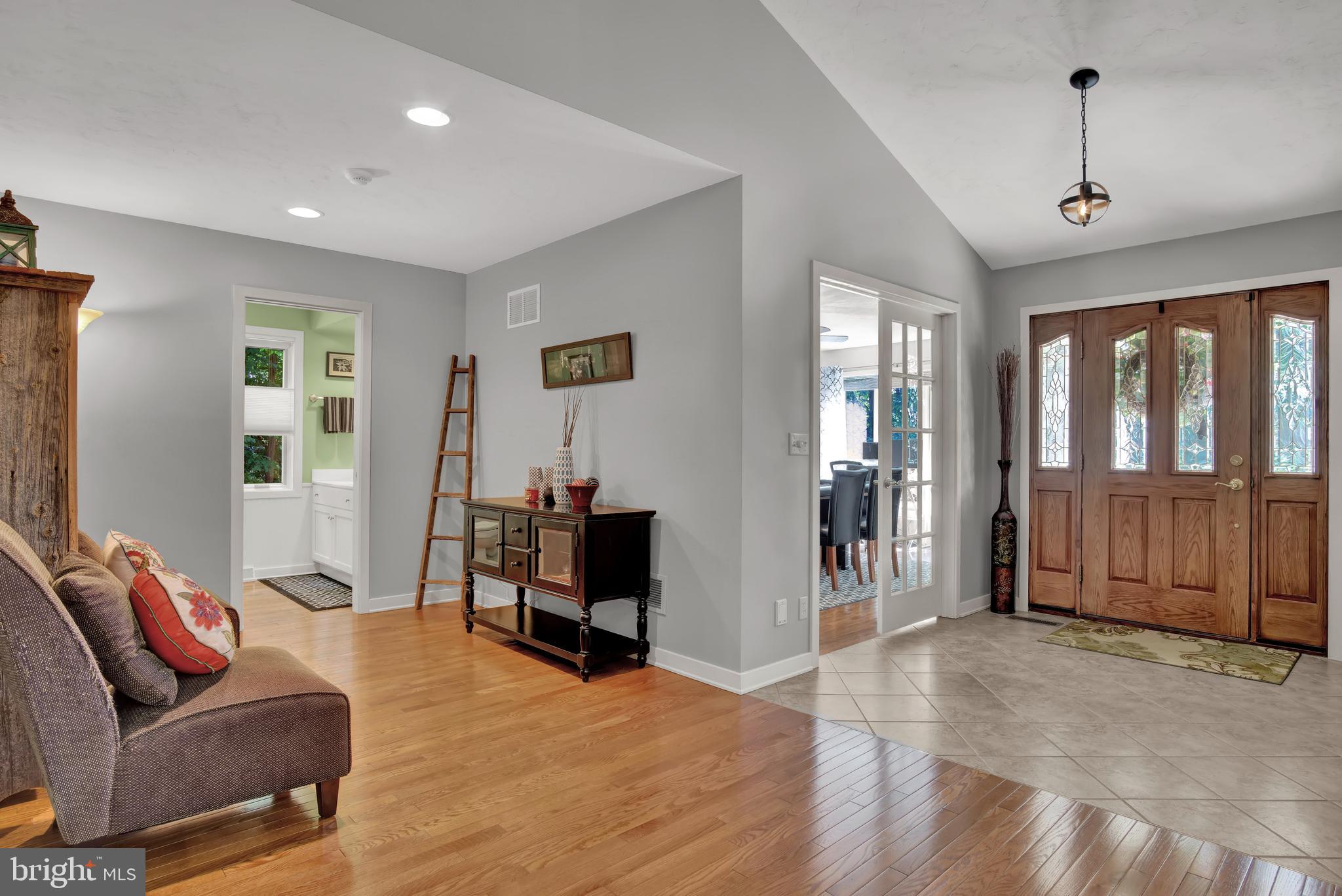 WINDSOR TWP - Residential