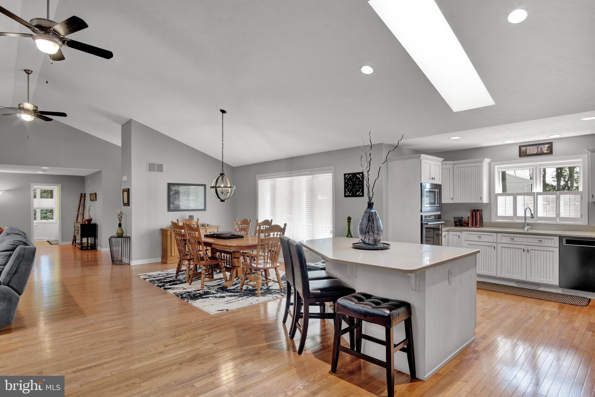 WINDSOR TWP - Residential