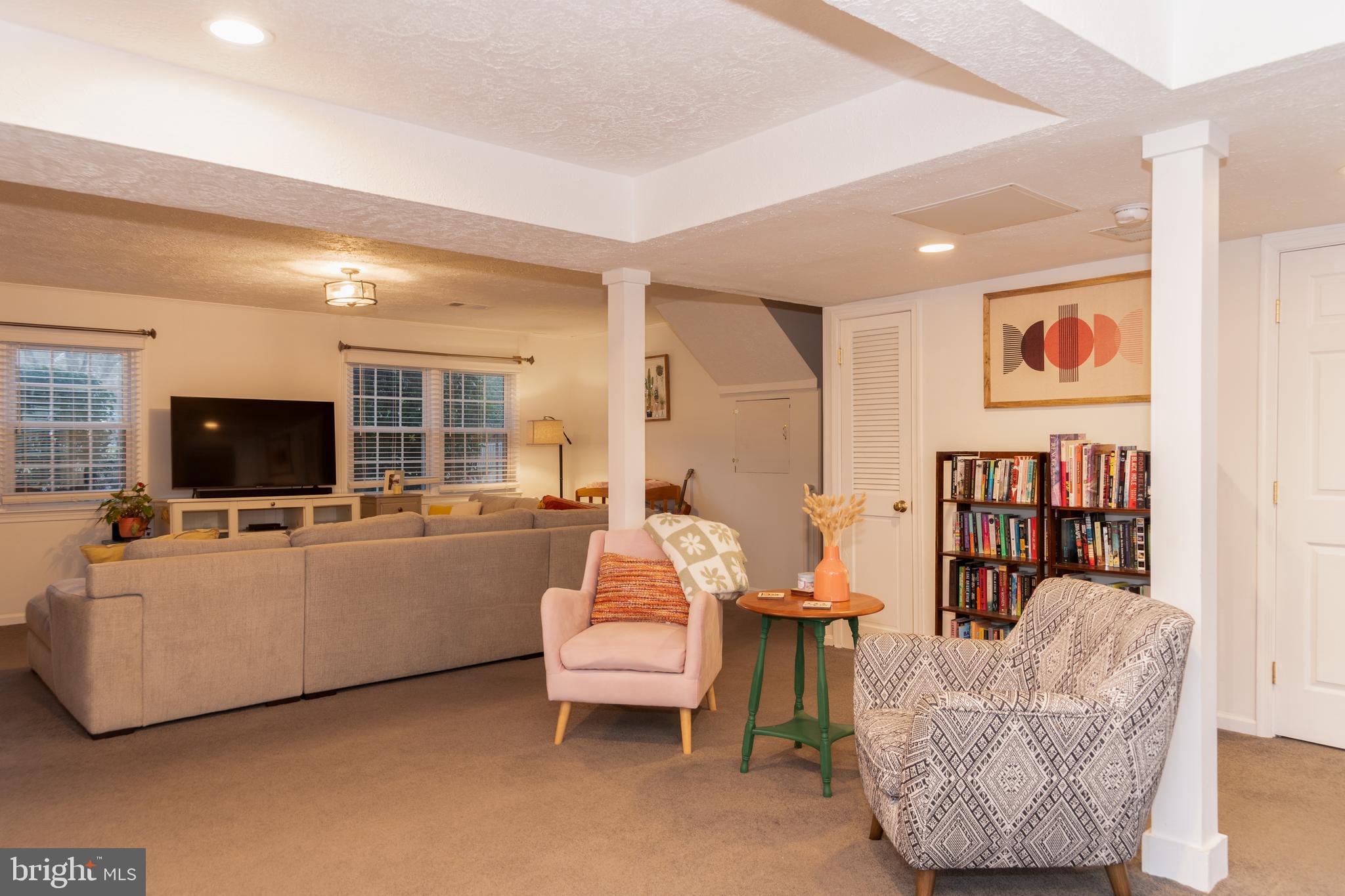 ANDOVER MEADOW - Residential