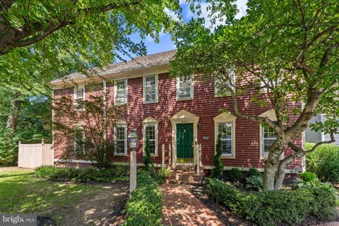 Photo of 2085 Cobblestone Lane, RESTON, VA 20191 (MLS # VAFX2330640)