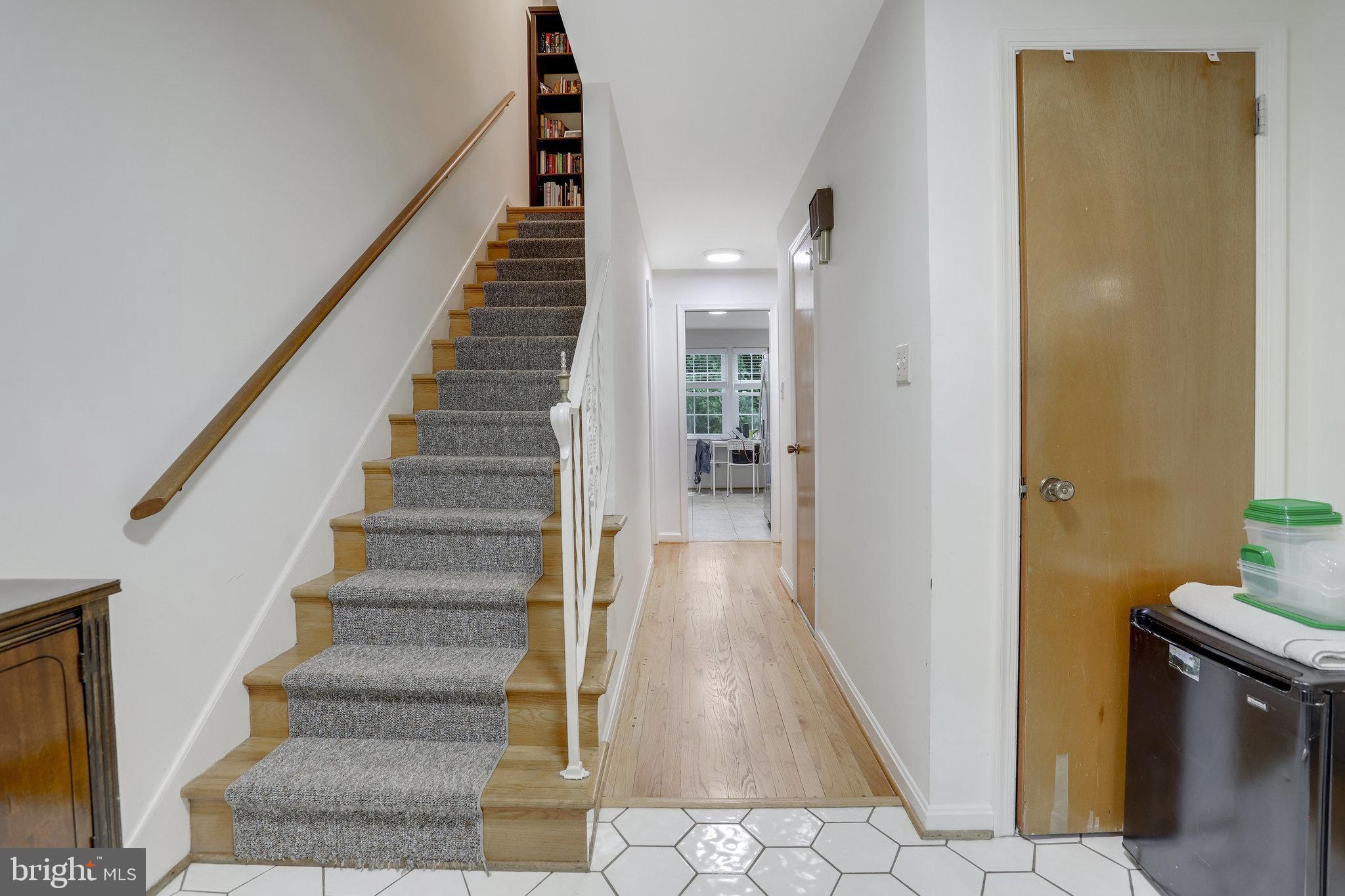 27 S ABINGDON STREET