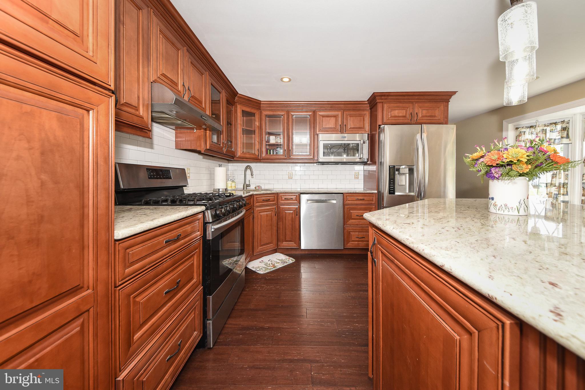 SHOEMAKER VIL - Residential