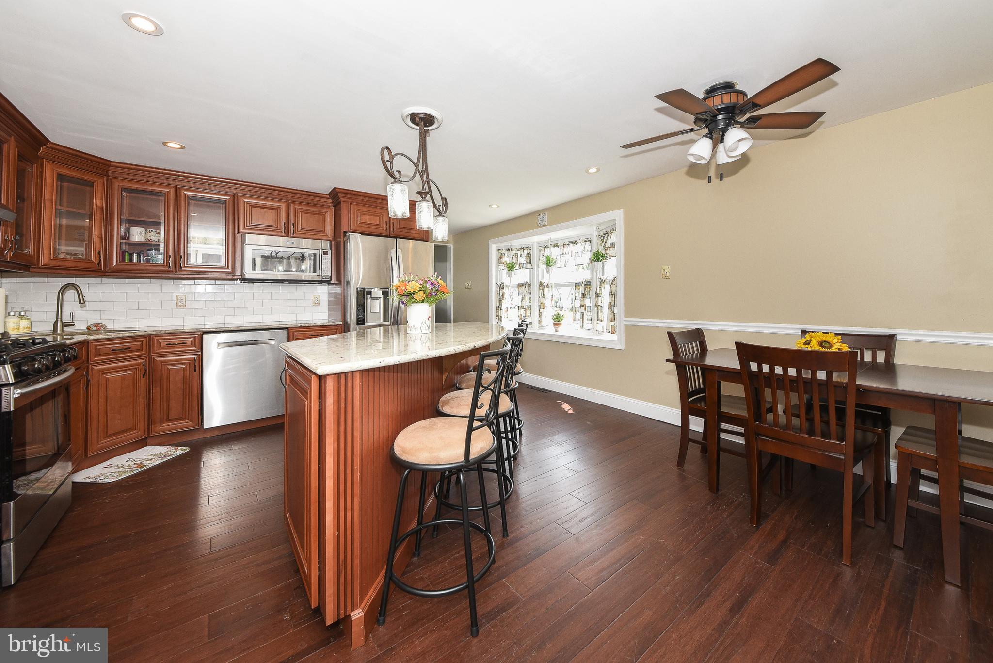 SHOEMAKER VIL - Residential