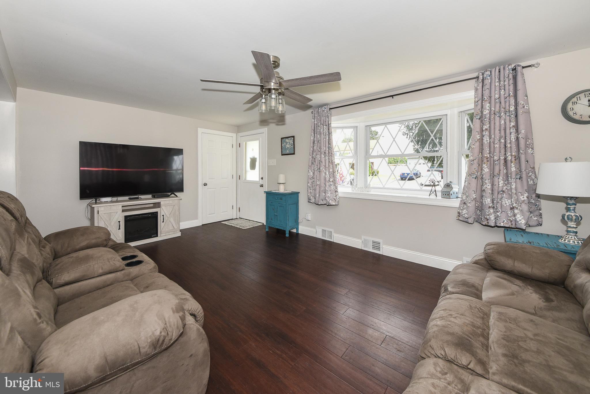 SHOEMAKER VIL - Residential