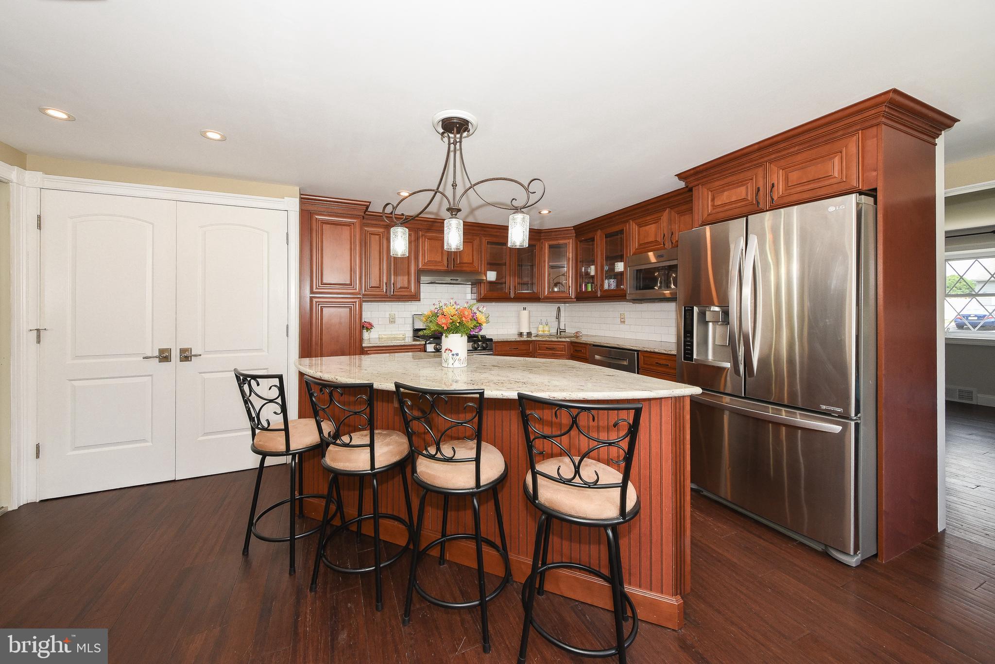 SHOEMAKER VIL - Residential