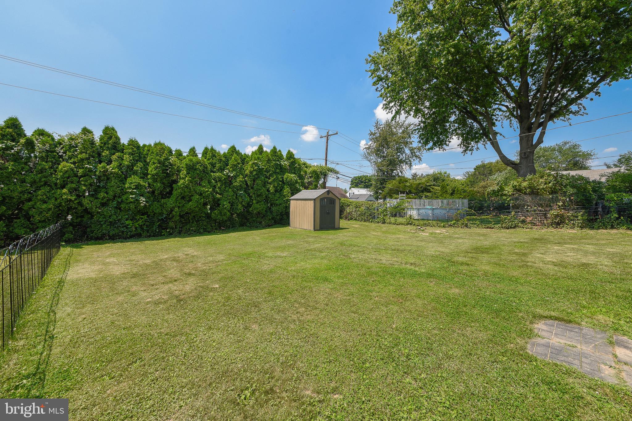 SHOEMAKER VIL - Residential