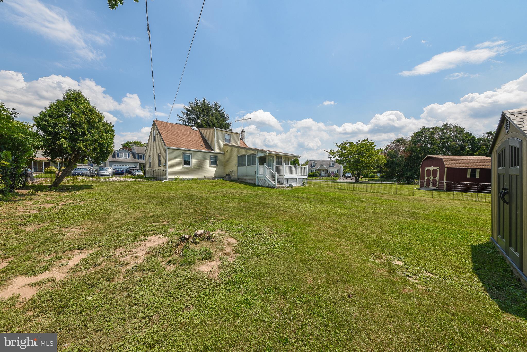 SHOEMAKER VIL - Residential