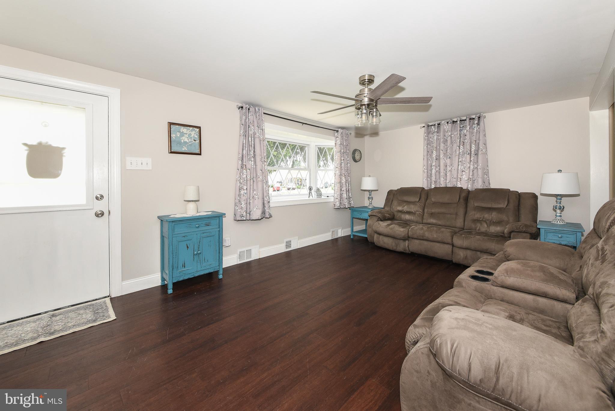 SHOEMAKER VIL - Residential