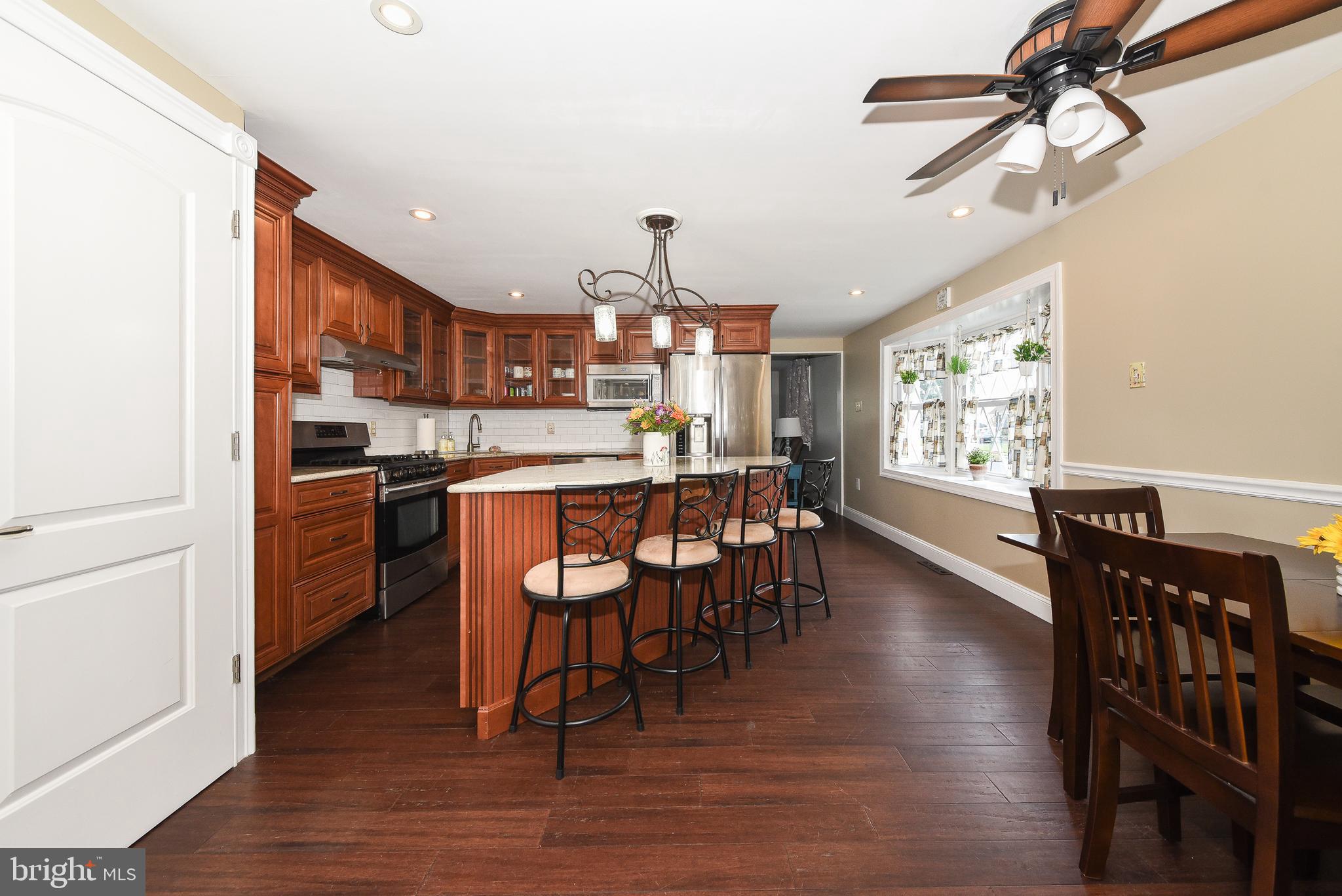 SHOEMAKER VIL - Residential