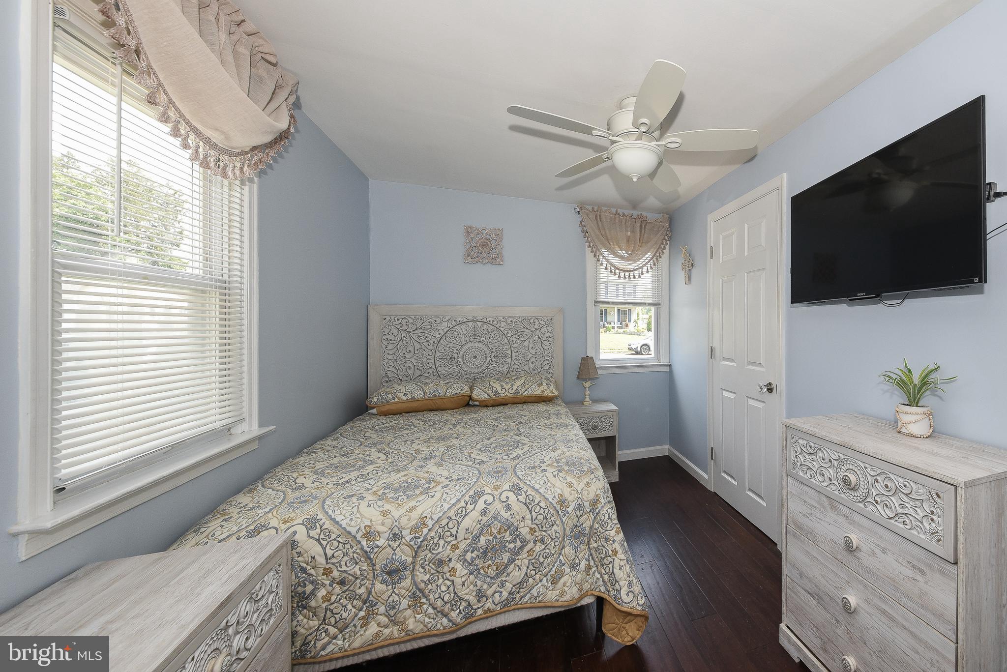 SHOEMAKER VIL - Residential