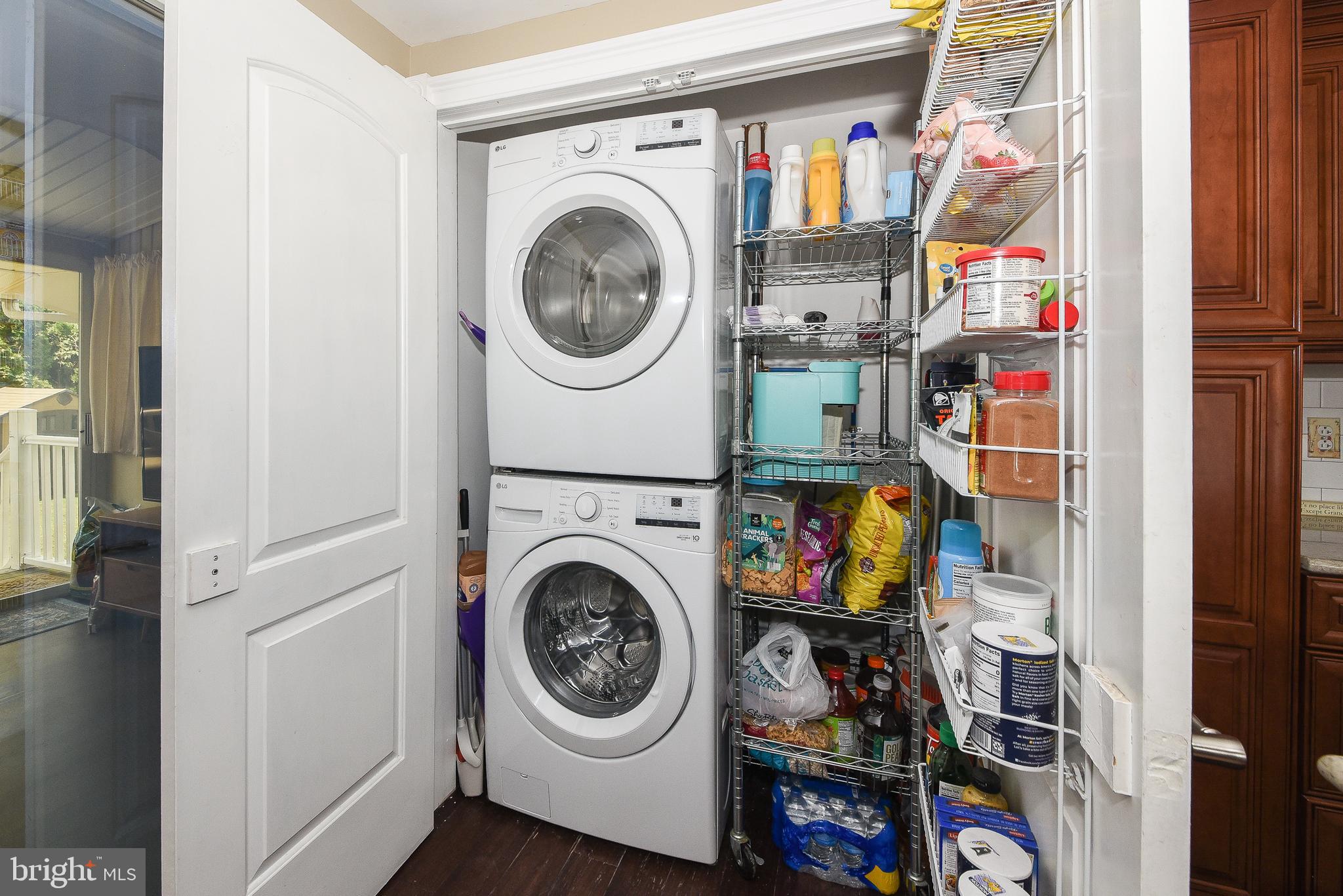 SHOEMAKER VIL - Residential