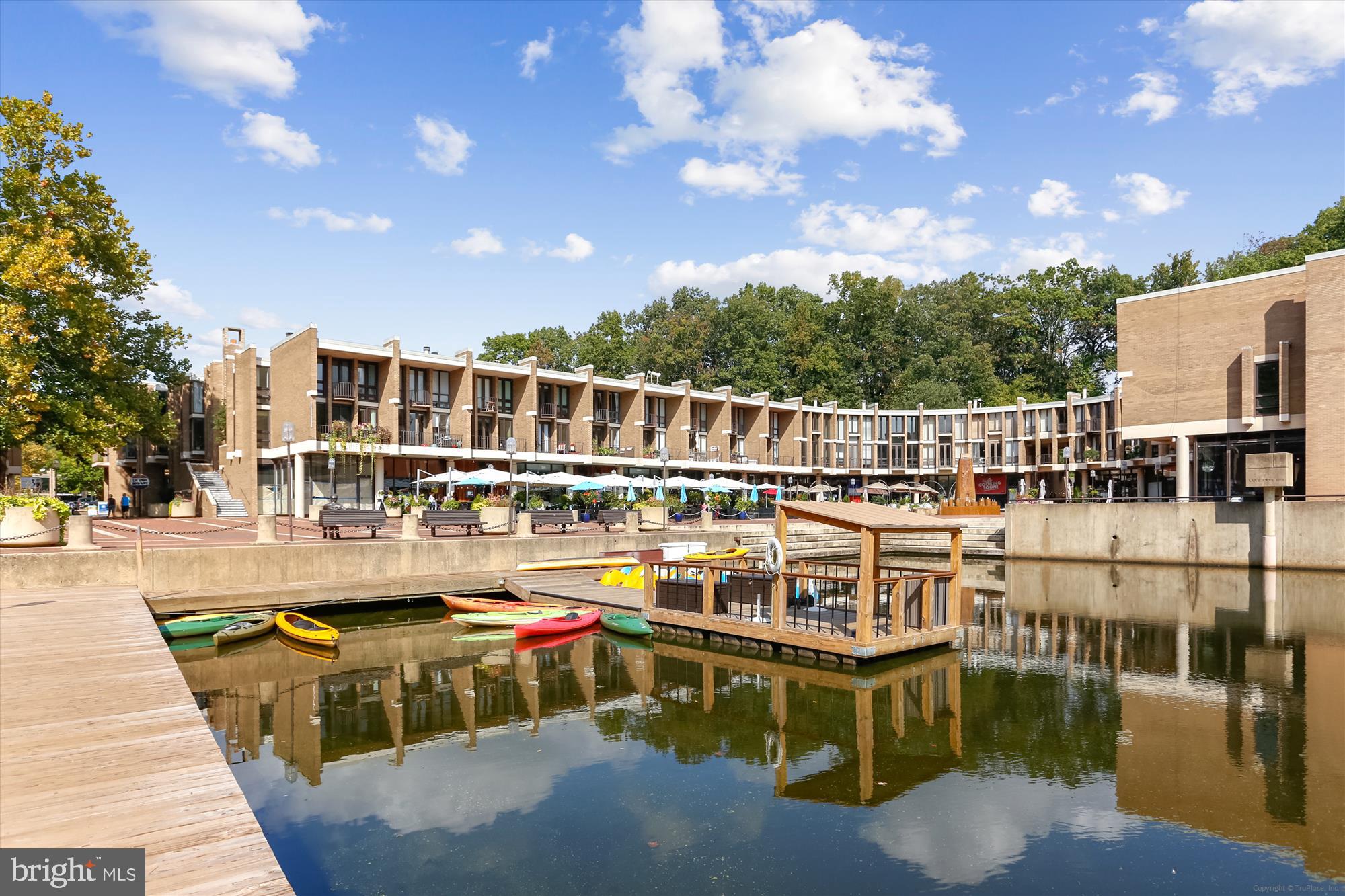 RESTON LAKEPORT - Residential Lease