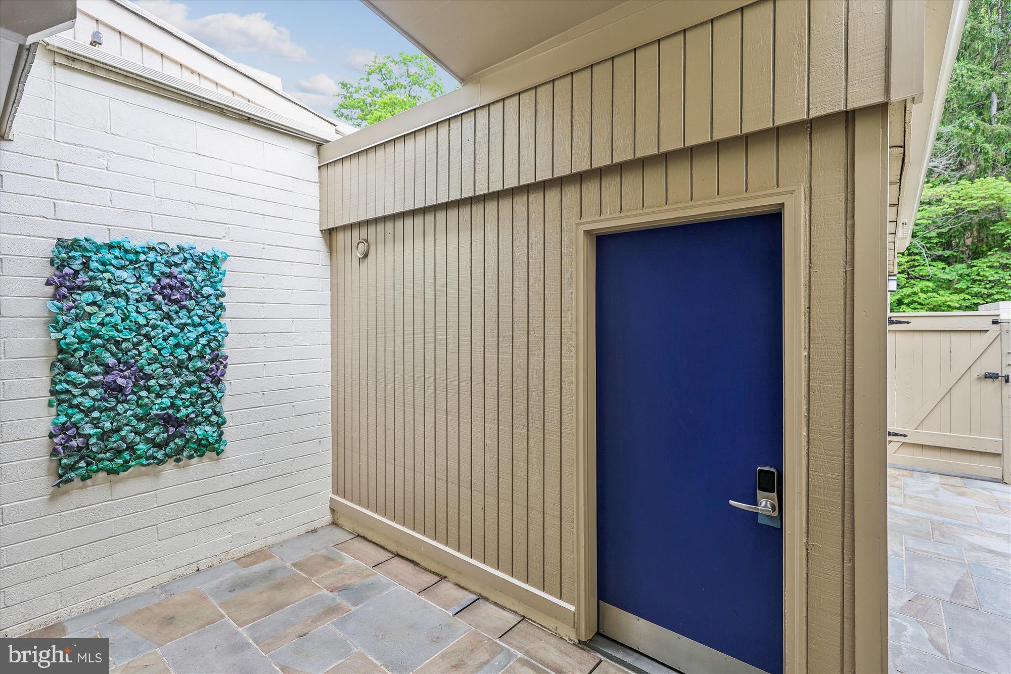 RESTON LAKEPORT - Residential Lease