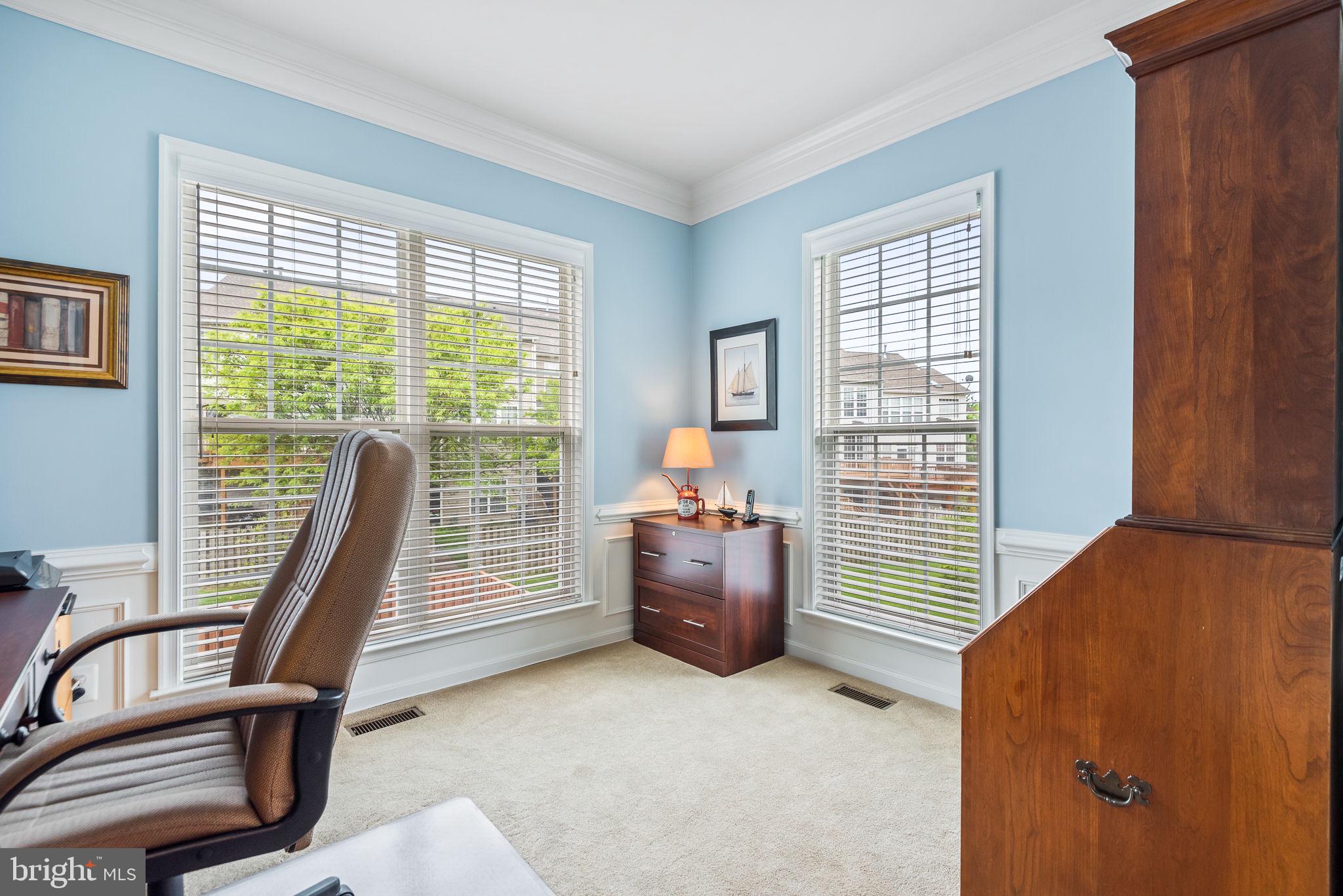 TALL OAKS - Residential