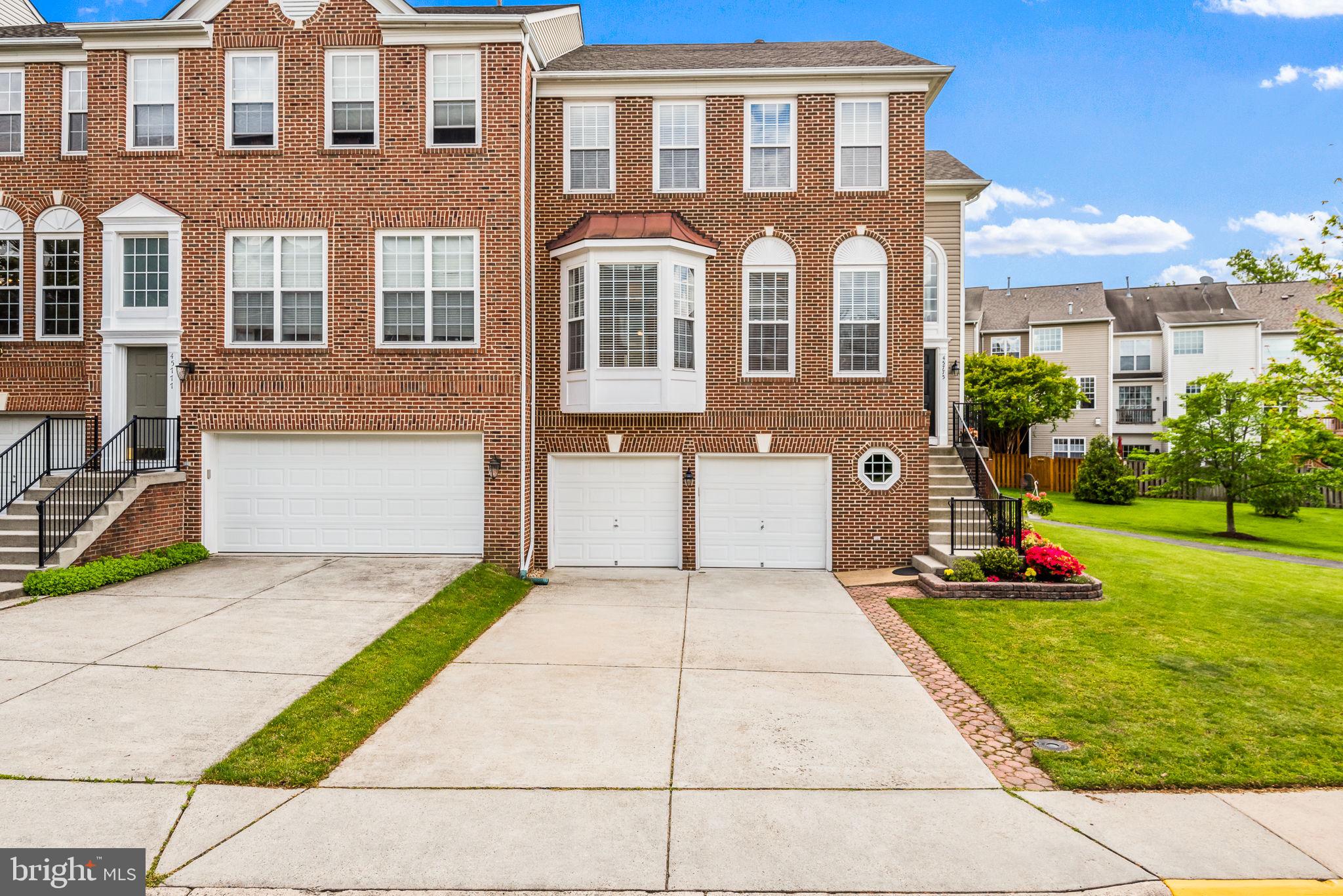 TALL OAKS - Residential